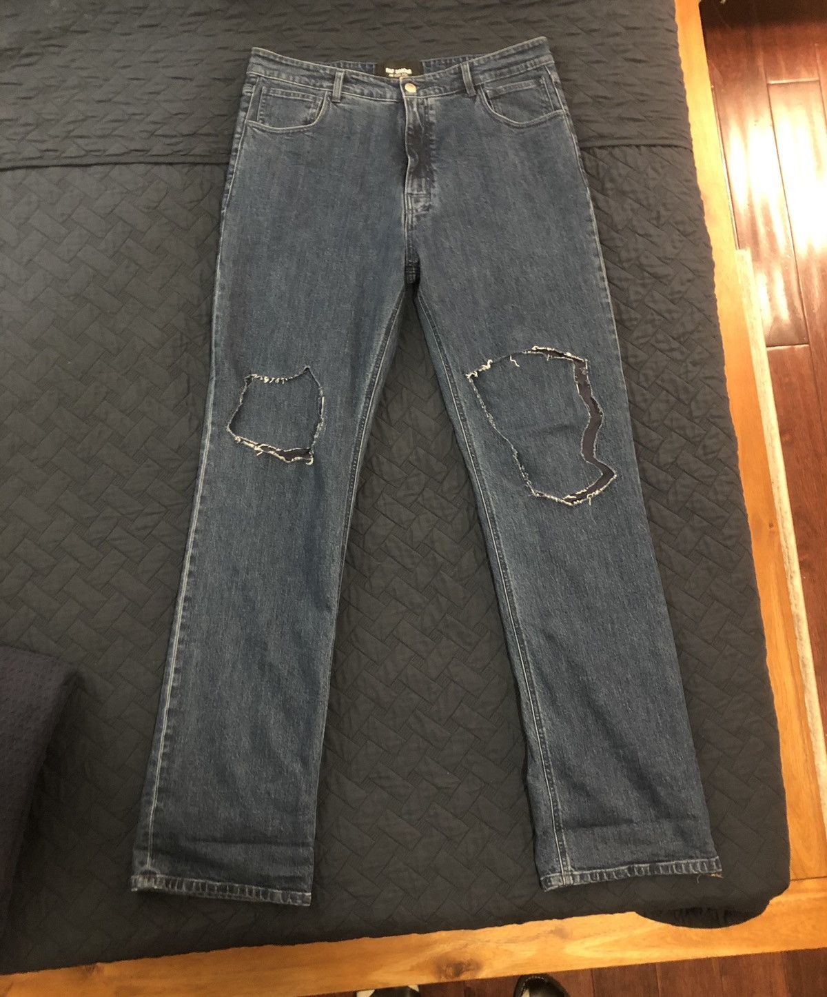 Raf Simons OFFERS WELCOME | RAF SIMONS UNEVEN KNEE PATCH JEANS Size US 34 / EU 50 - 2 Thumbnail