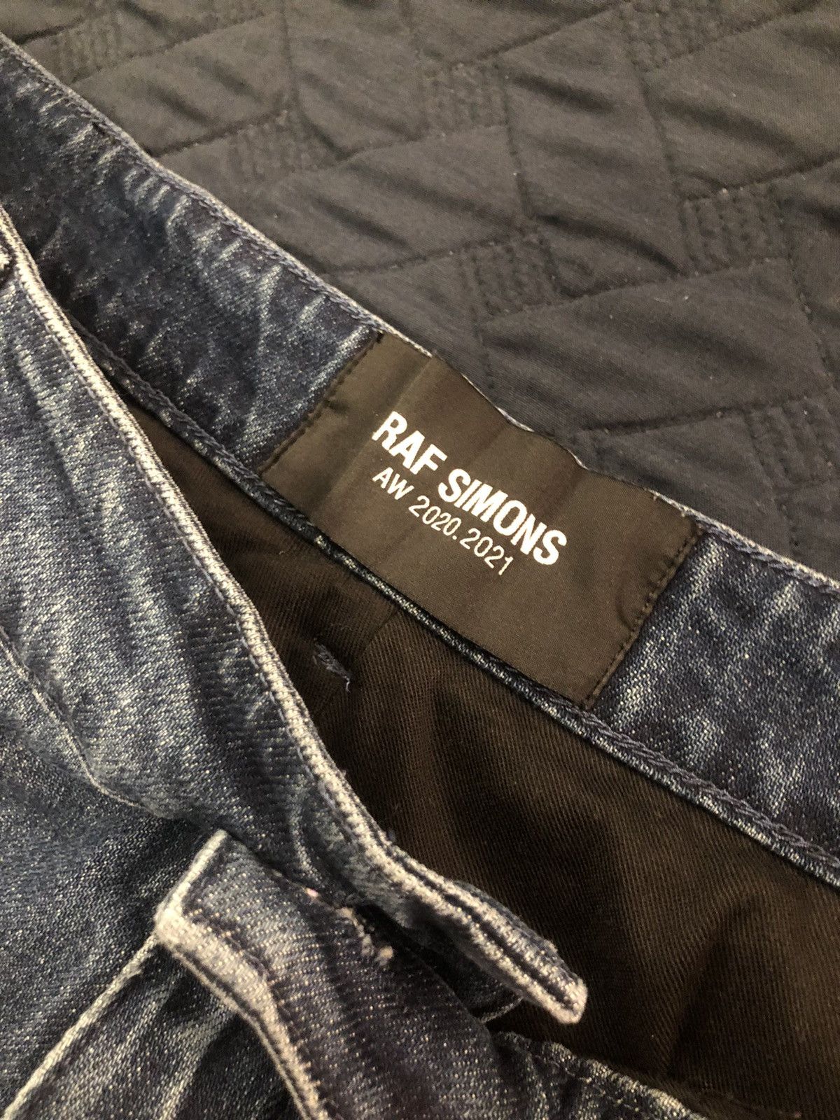 Raf Simons OFFERS WELCOME | RAF SIMONS UNEVEN KNEE PATCH JEANS Size US 34 / EU 50 - 5 Thumbnail