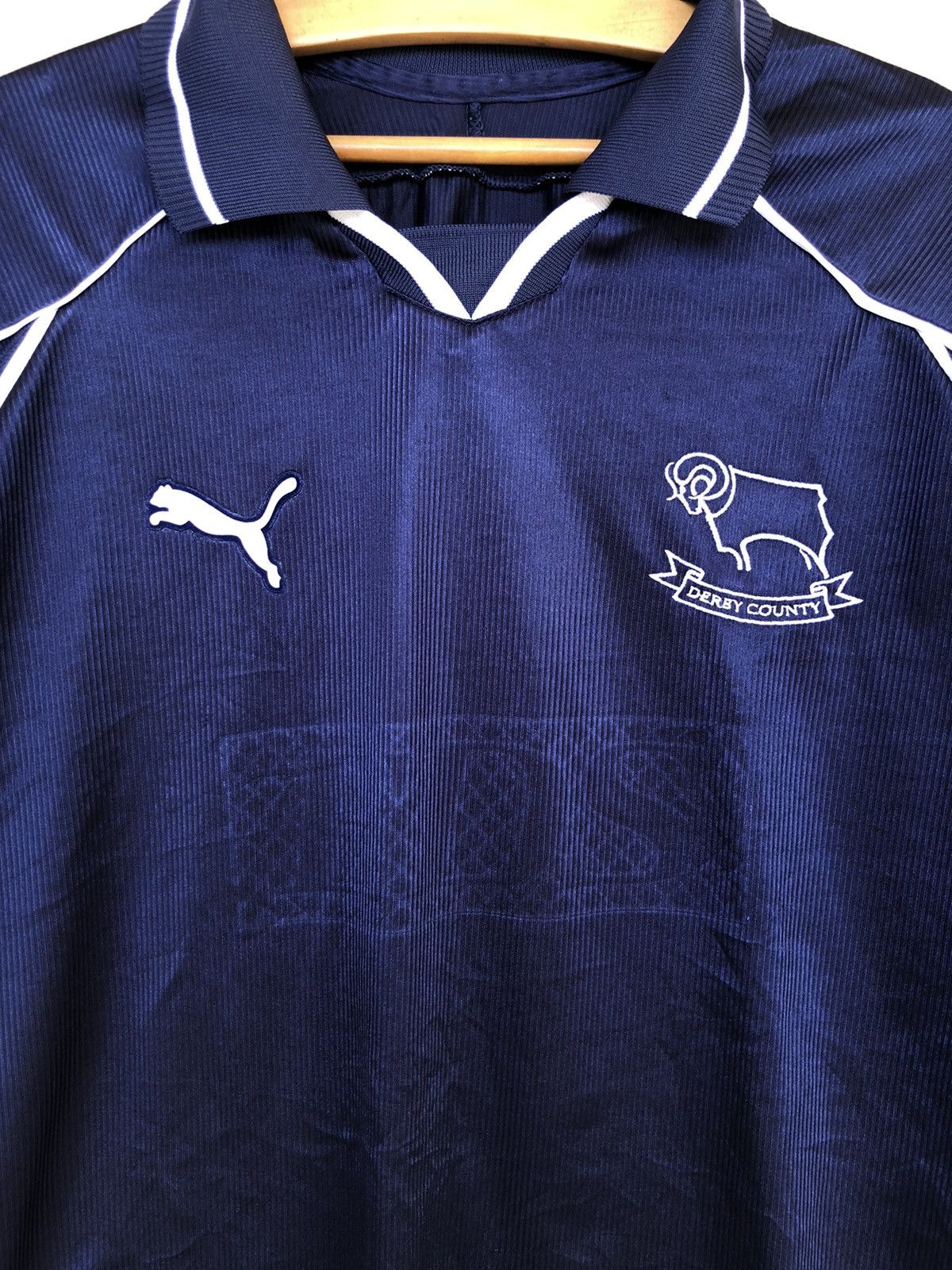 Puma RARE🔥2000-01 DERBY COUNTY EPL Puma Away Jersey Size US L / EU 52-54 / 3 - 2 Thumbnail