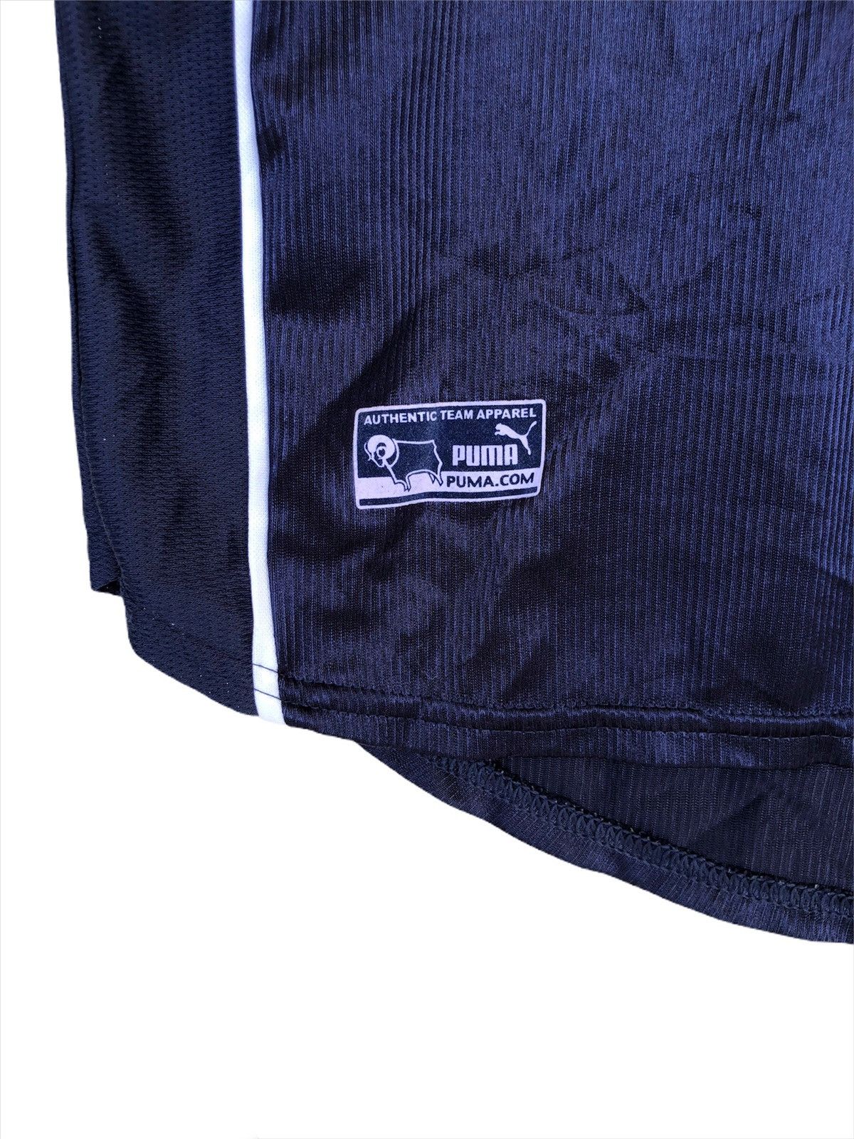 Puma RARE🔥2000-01 DERBY COUNTY EPL Puma Away Jersey Size US L / EU 52-54 / 3 - 5 Thumbnail