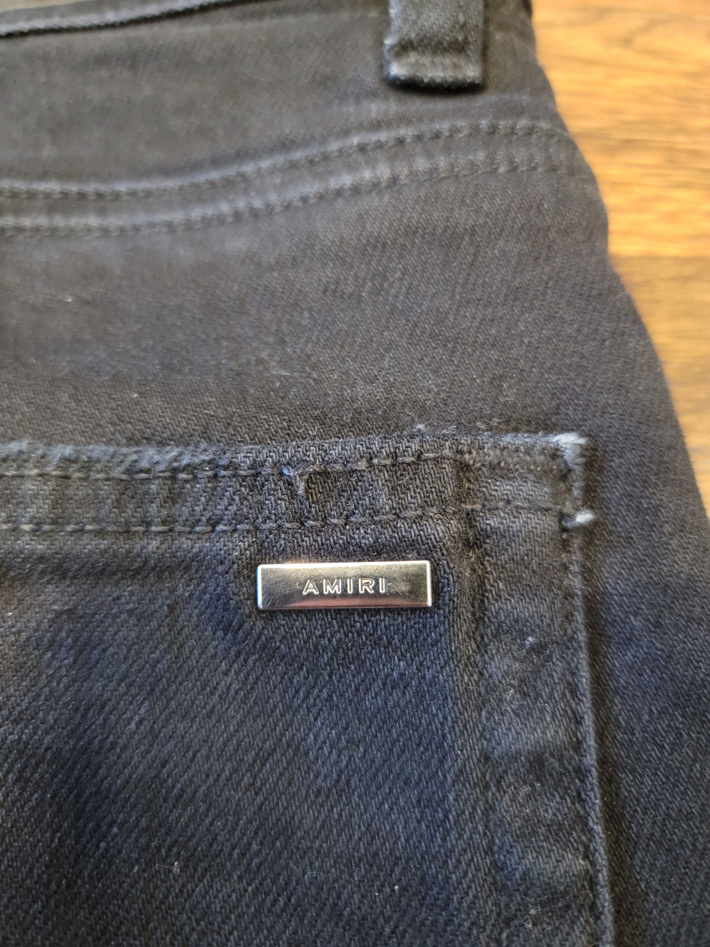 Amiri AMIRI Embroidered Logo Jeans in Aged Black Size 34 Size US 34 / EU 50 - 6 Thumbnail