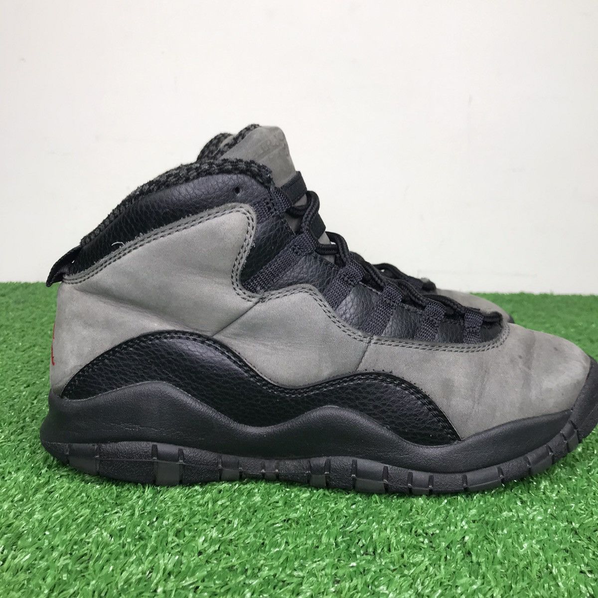 Jordan Brand Air Jordan 10 Retro BG Dark Shadow Size US 7 / EU 40 - 3 Thumbnail