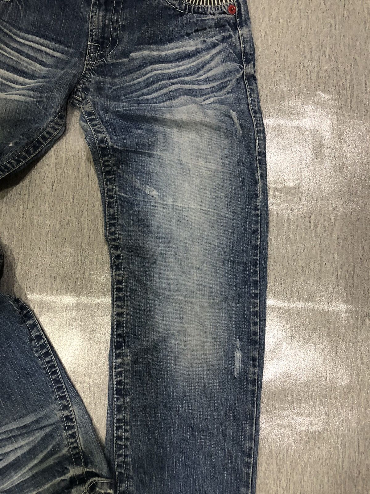 Japanese Brand Japan brand blue moon distressed denim Size US 30 / EU 46 - 11 Thumbnail