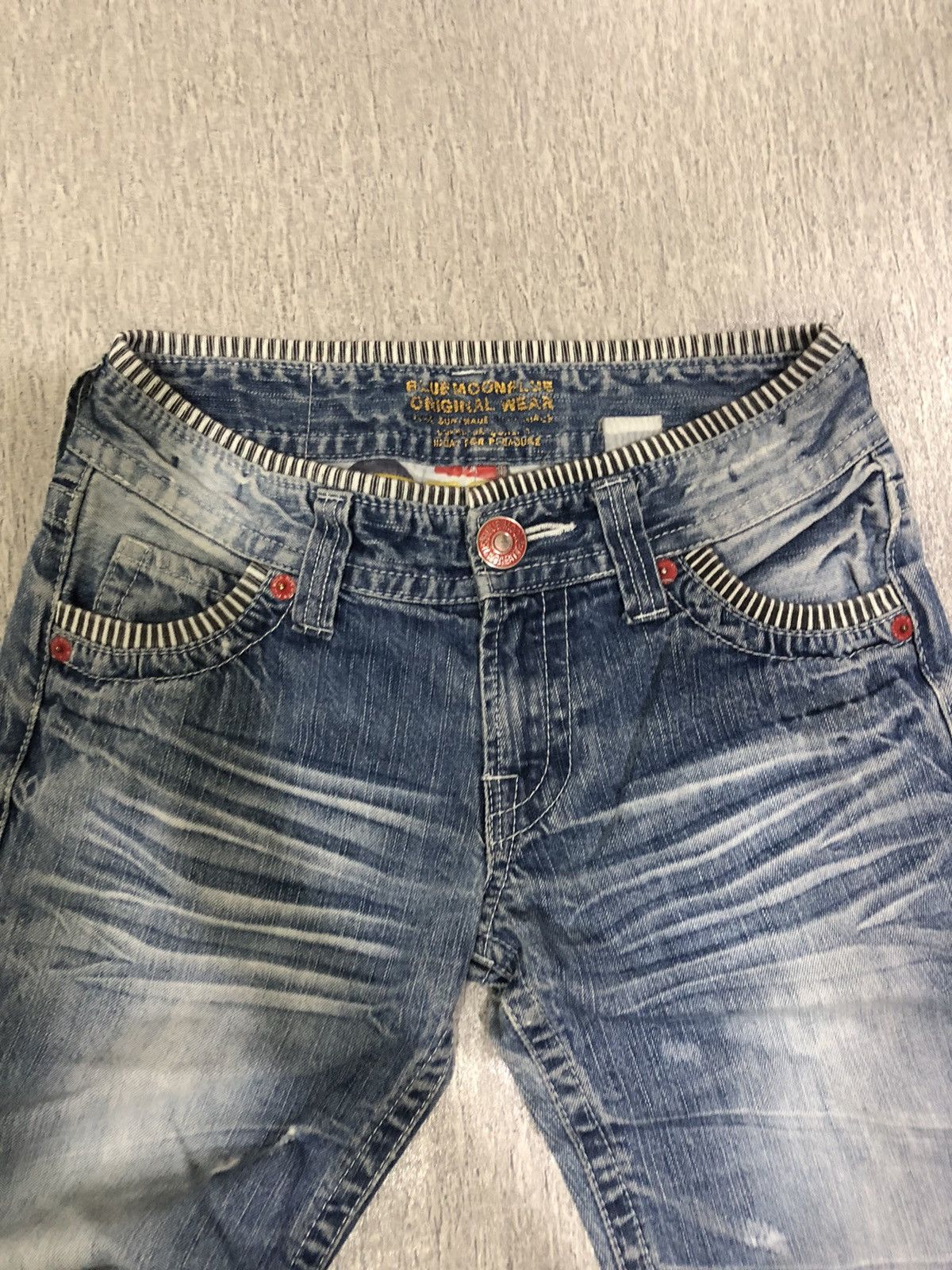 Japanese Brand Japan brand blue moon distressed denim Size US 30 / EU 46 - 7 Thumbnail