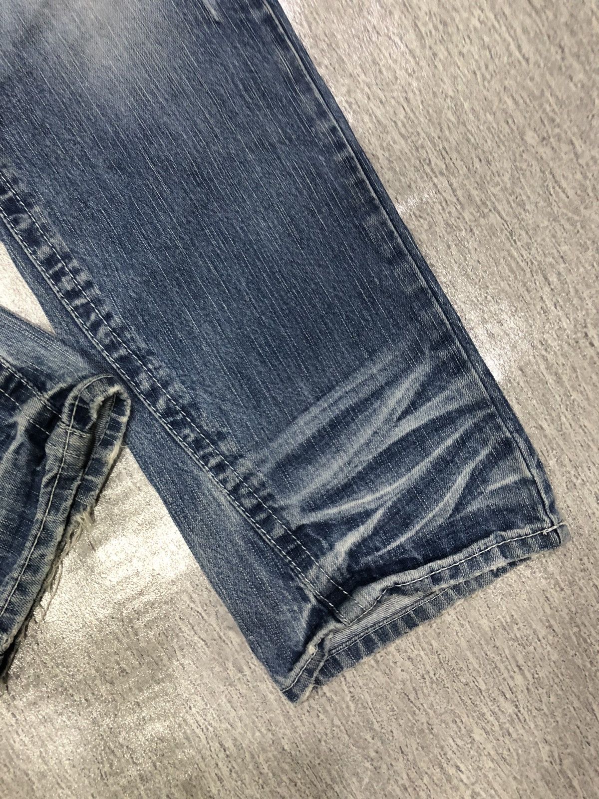 Japanese Brand Japan brand blue moon distressed denim Size US 30 / EU 46 - 13 Thumbnail
