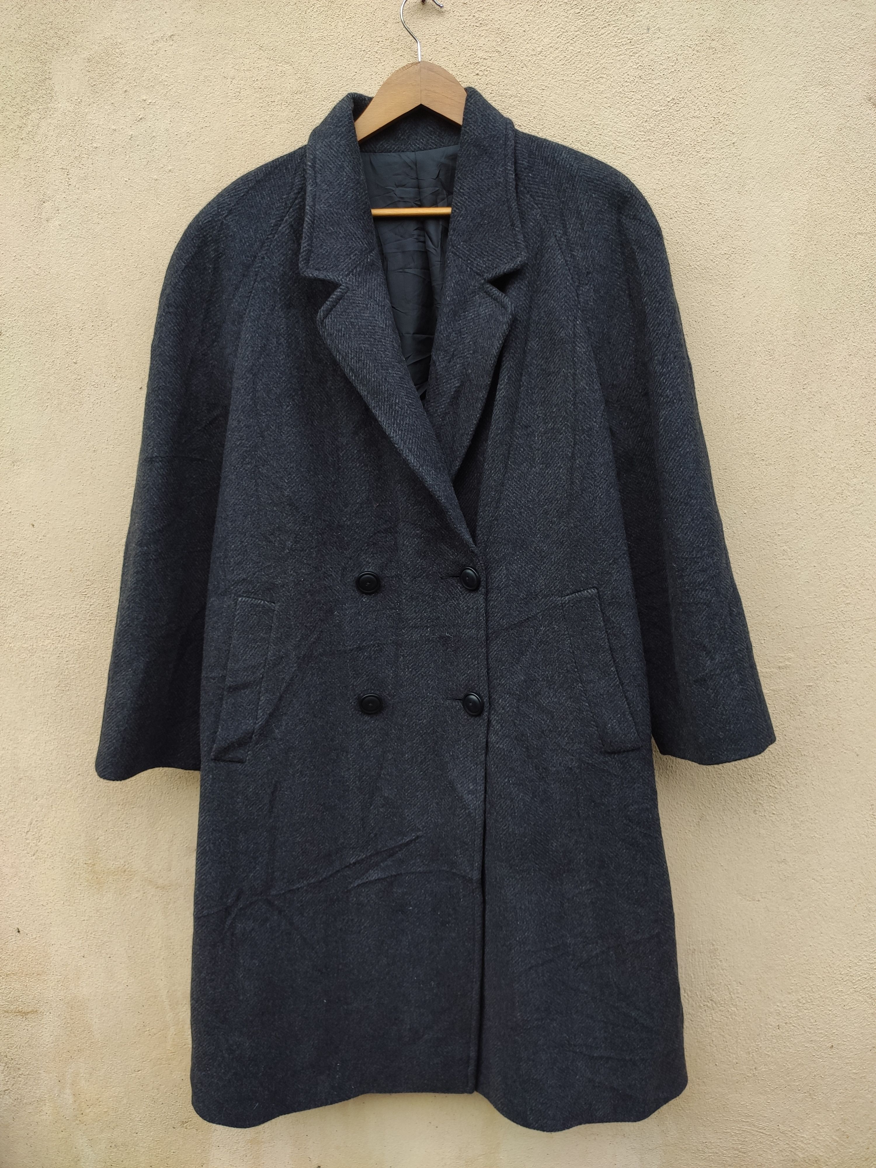 Designer Arezia long coat made in Italy Size US L / EU 52-54 / 3 - 1 Thumbnail