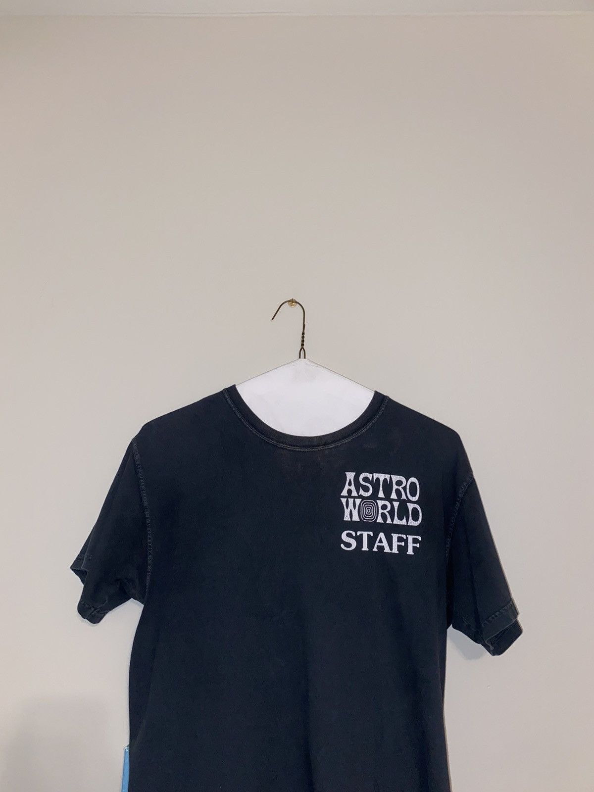Travis Scott Astroworld Staff Tee | Grailed