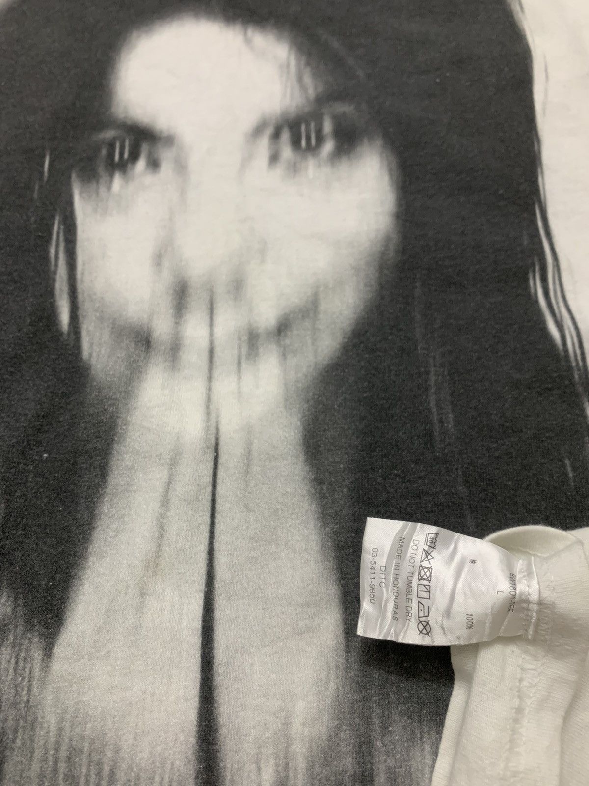 Band Tees BJORK Tshirt By Bowwow Museum Of American Art Size US L / EU 52-54 / 3 - 7 Thumbnail