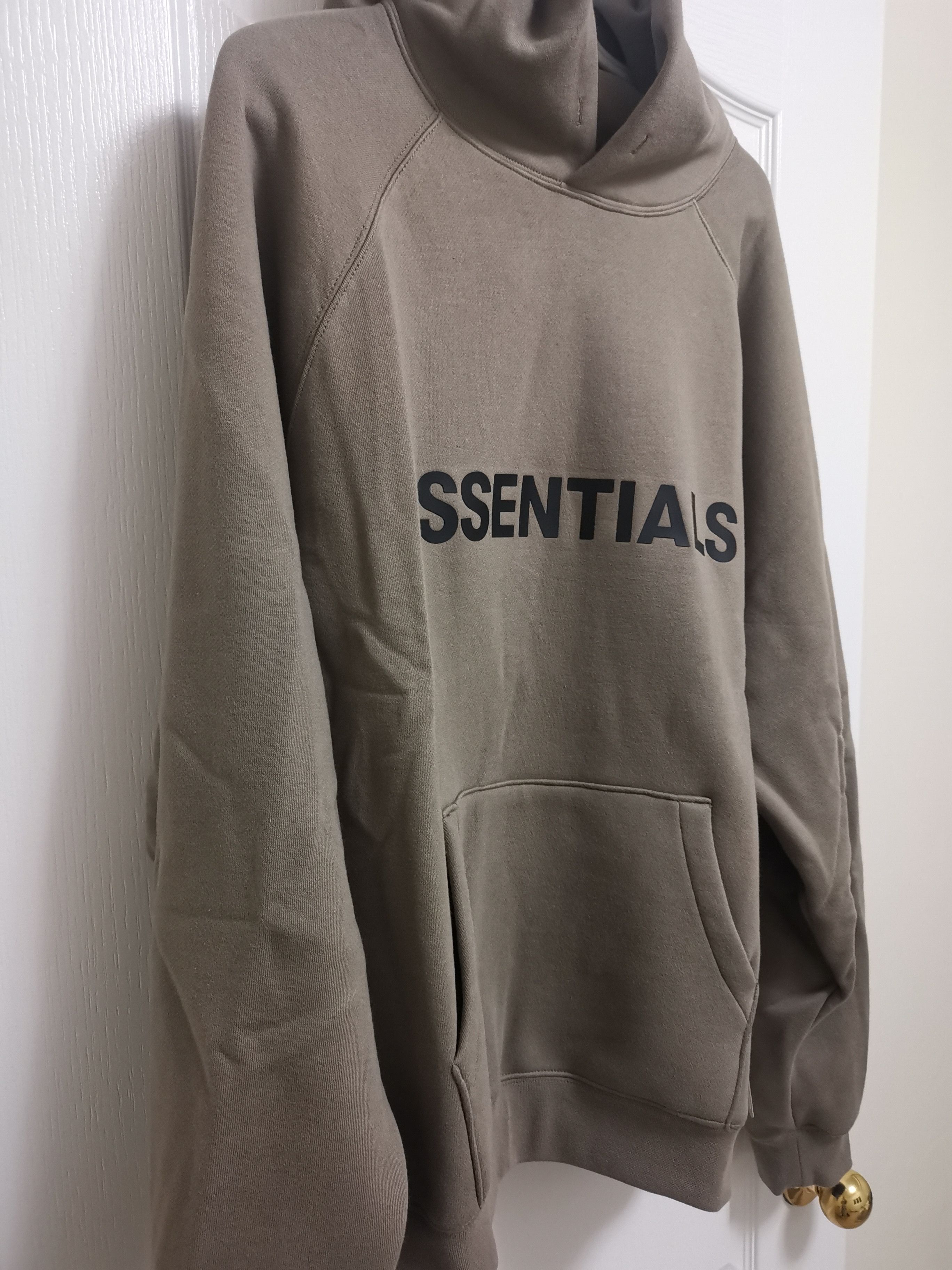 Fear of God Fear Of God Essentials Taupe Hoodie Size US L / EU 52-54 / 3 - 4 Thumbnail