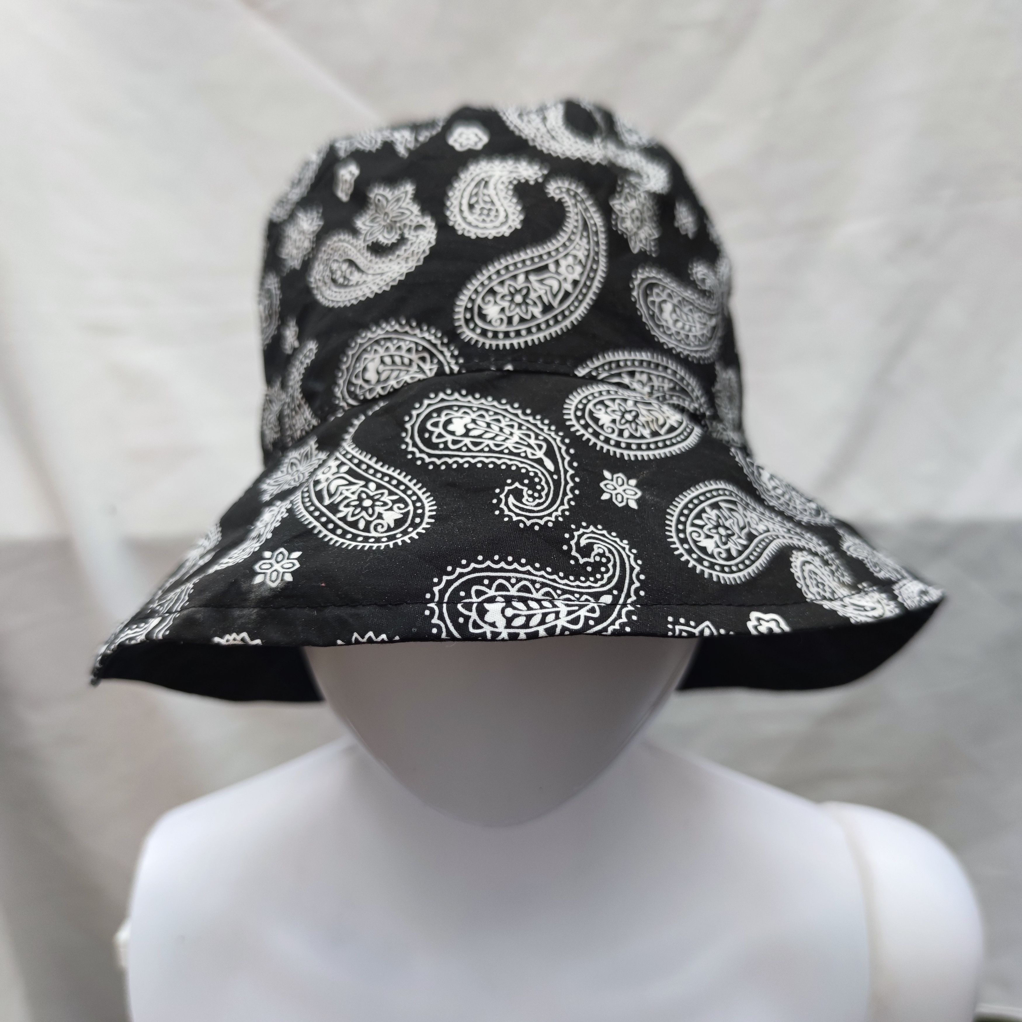Hysteric Glamour × Japanese Brand × Universal Studios Bucket hat inspirat bandana kapital Size ONE SIZE - 1 Thumbnail