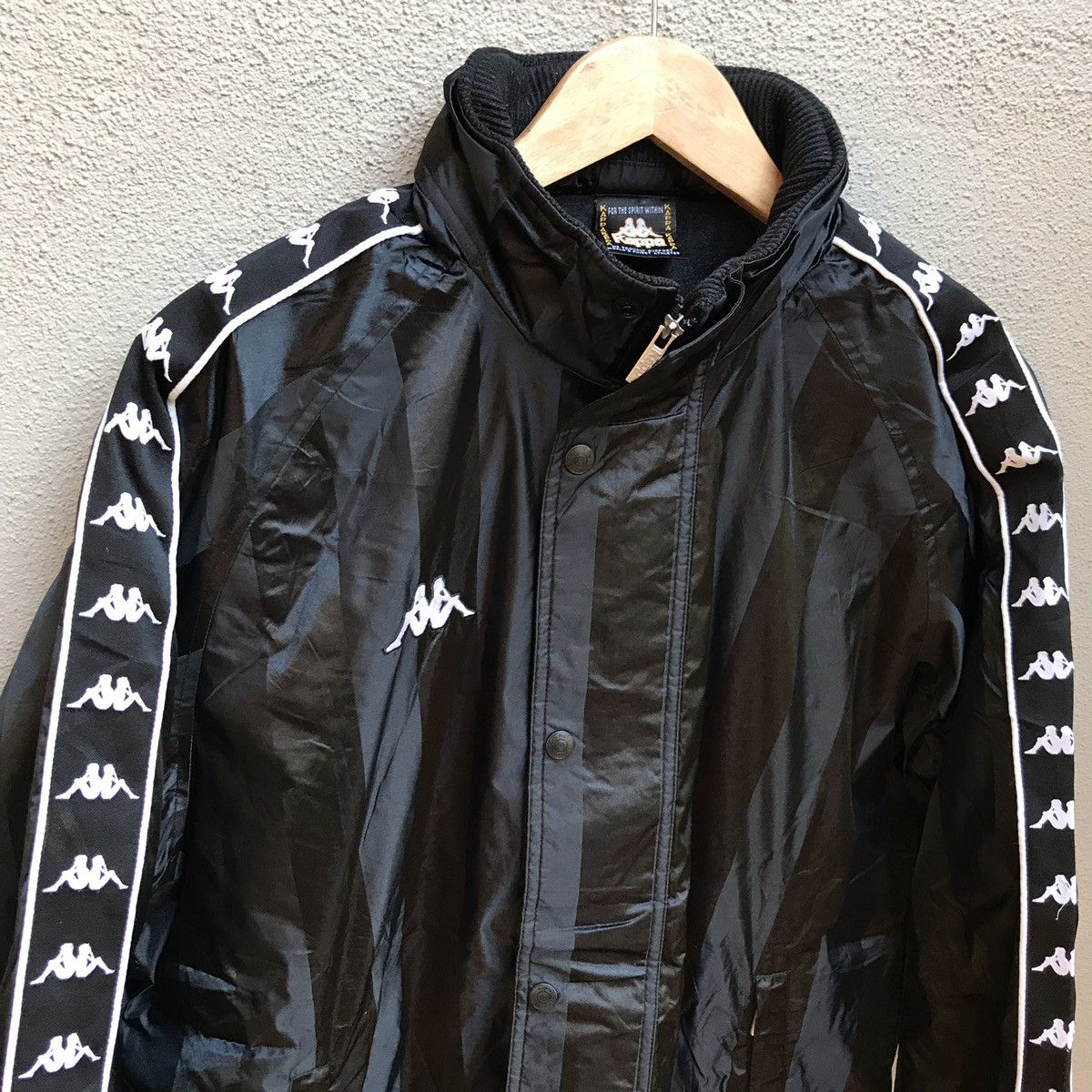 Kappa × Vintage Vintage Kappa Sidetape nylon jacket black white Size US L / EU 52-54 / 3 - 3 Thumbnail