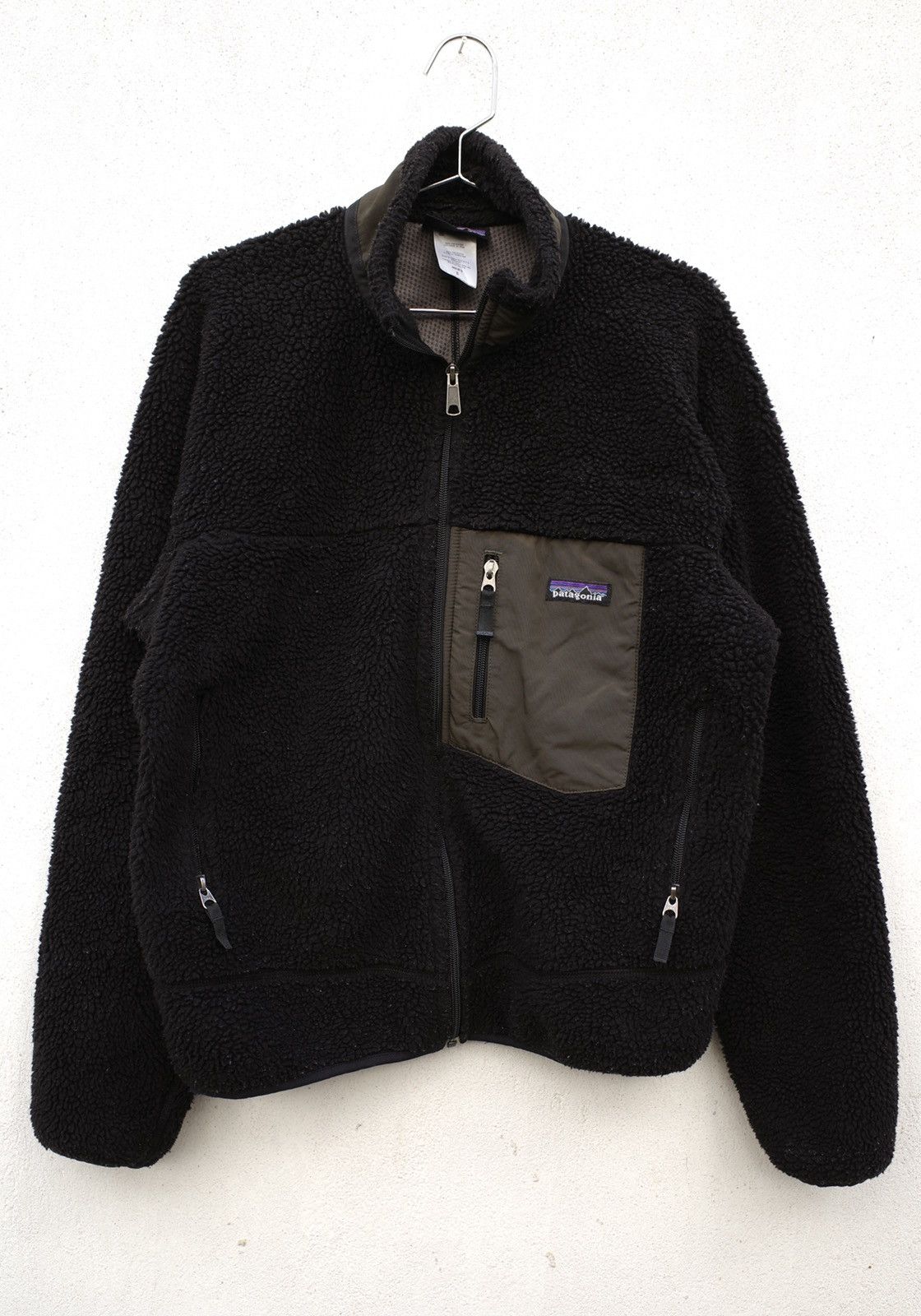 Image of Patagonia Retro X Deep Pile Fleece in Black, Men's (Size Small)