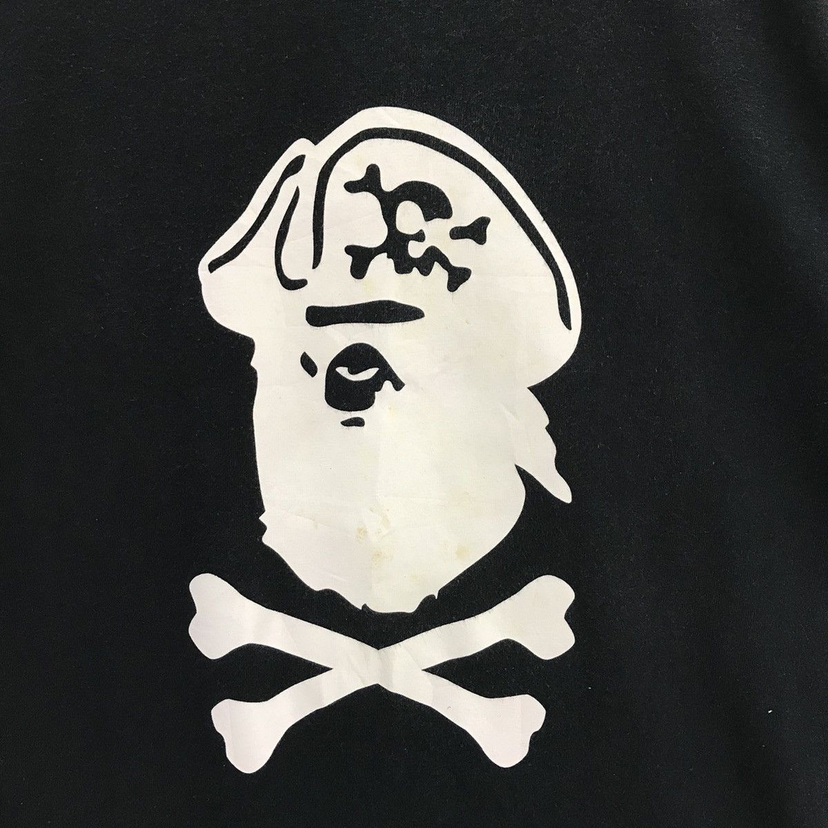 Bape Bathing Ape Pirates T-Shirt Size US M / EU 48-50 / 2 - 5 Thumbnail