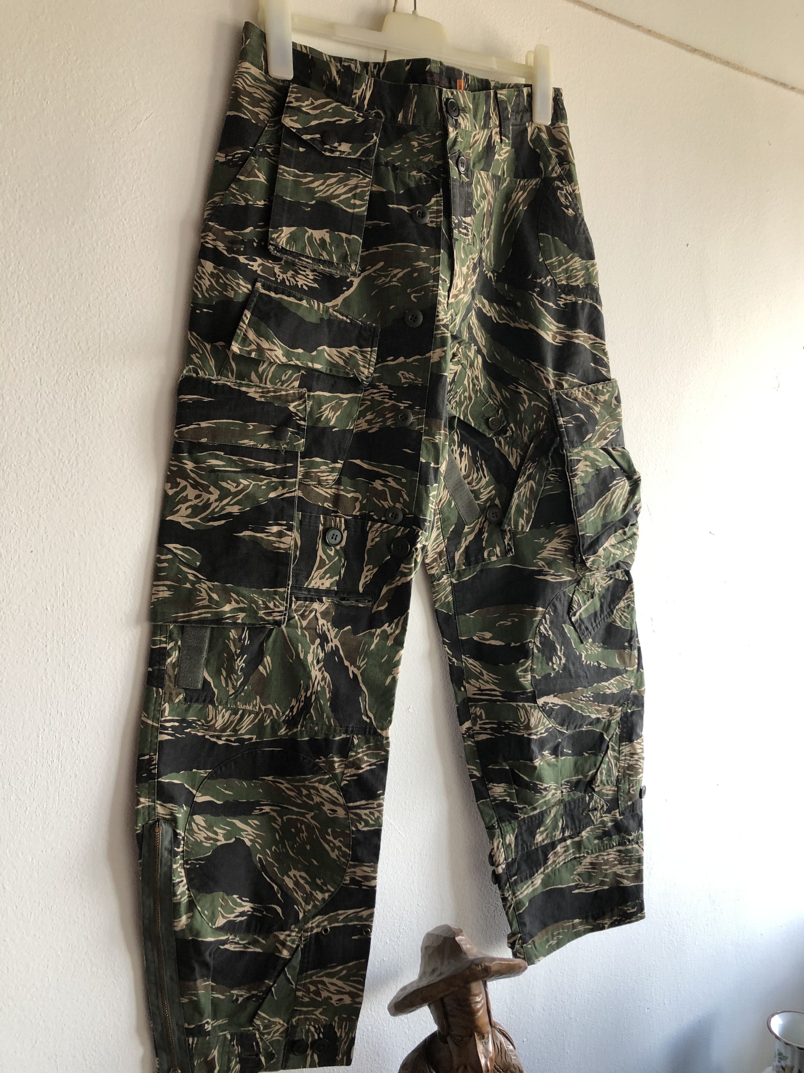 supreme undercover studs cargo pants 32