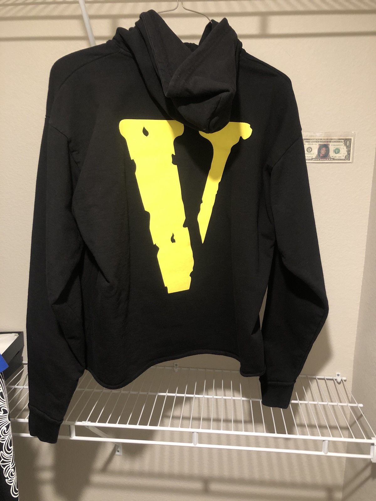 Vlone Smiley Face Hoodie Size US M / EU 48-50 / 2 - 2 Preview