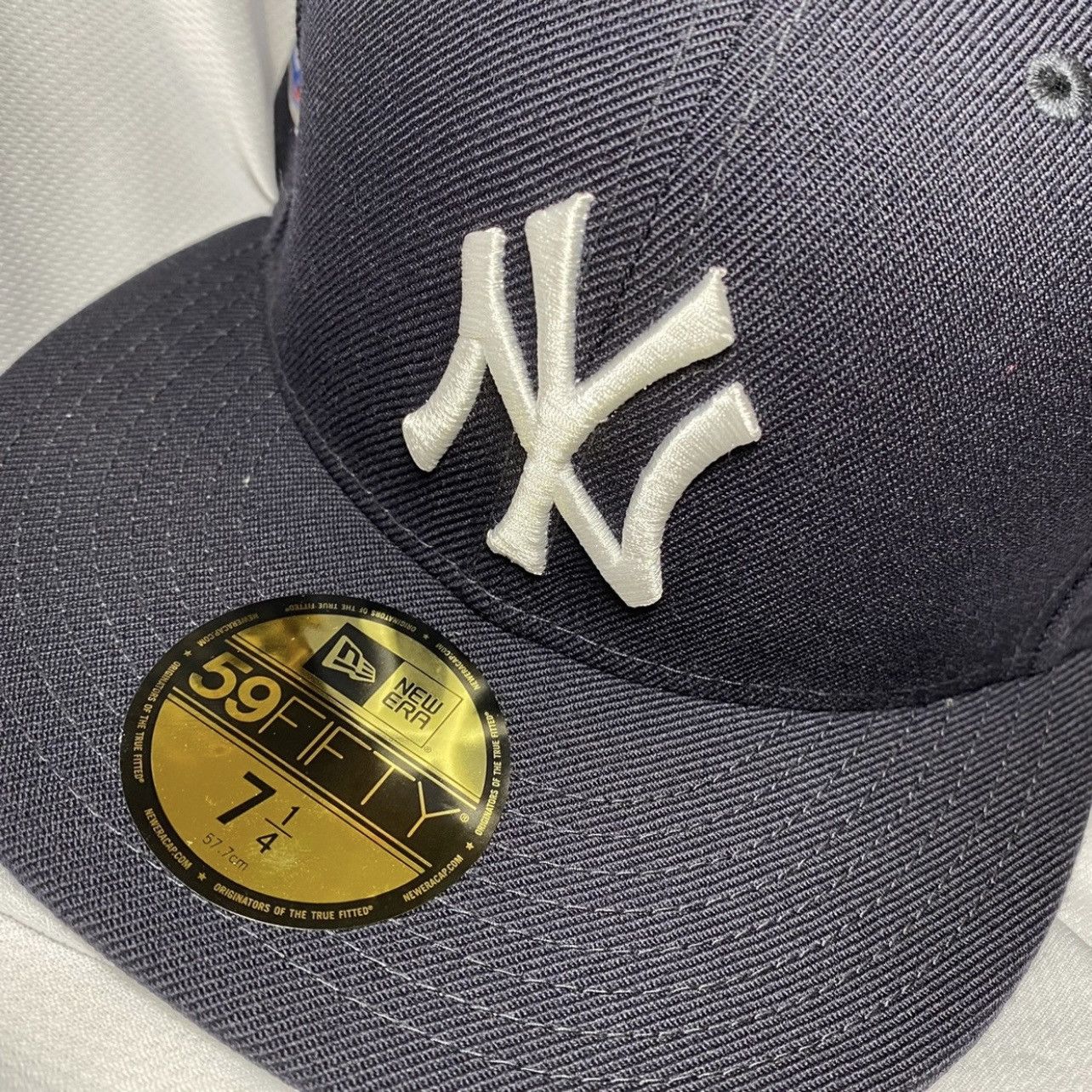 Awake NY AWAKE x NEW ERA x NEW YORK YANKEES 7 1/4 supreme cap hat box Size ONE SIZE - 1 Thumbnail