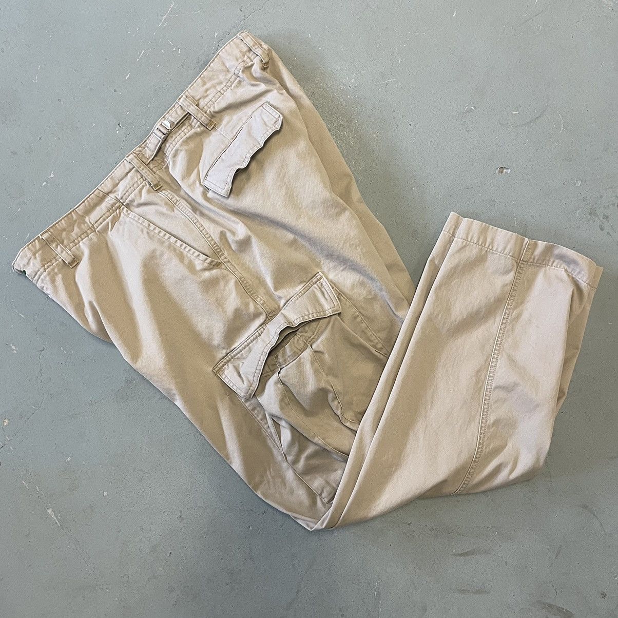 Tommy Hilfiger × Vintage Vintage 1990s Khaki Tommy Hilfiger Cargo Pants 36 x 30 Size US 36 / EU 52 - 5 Thumbnail