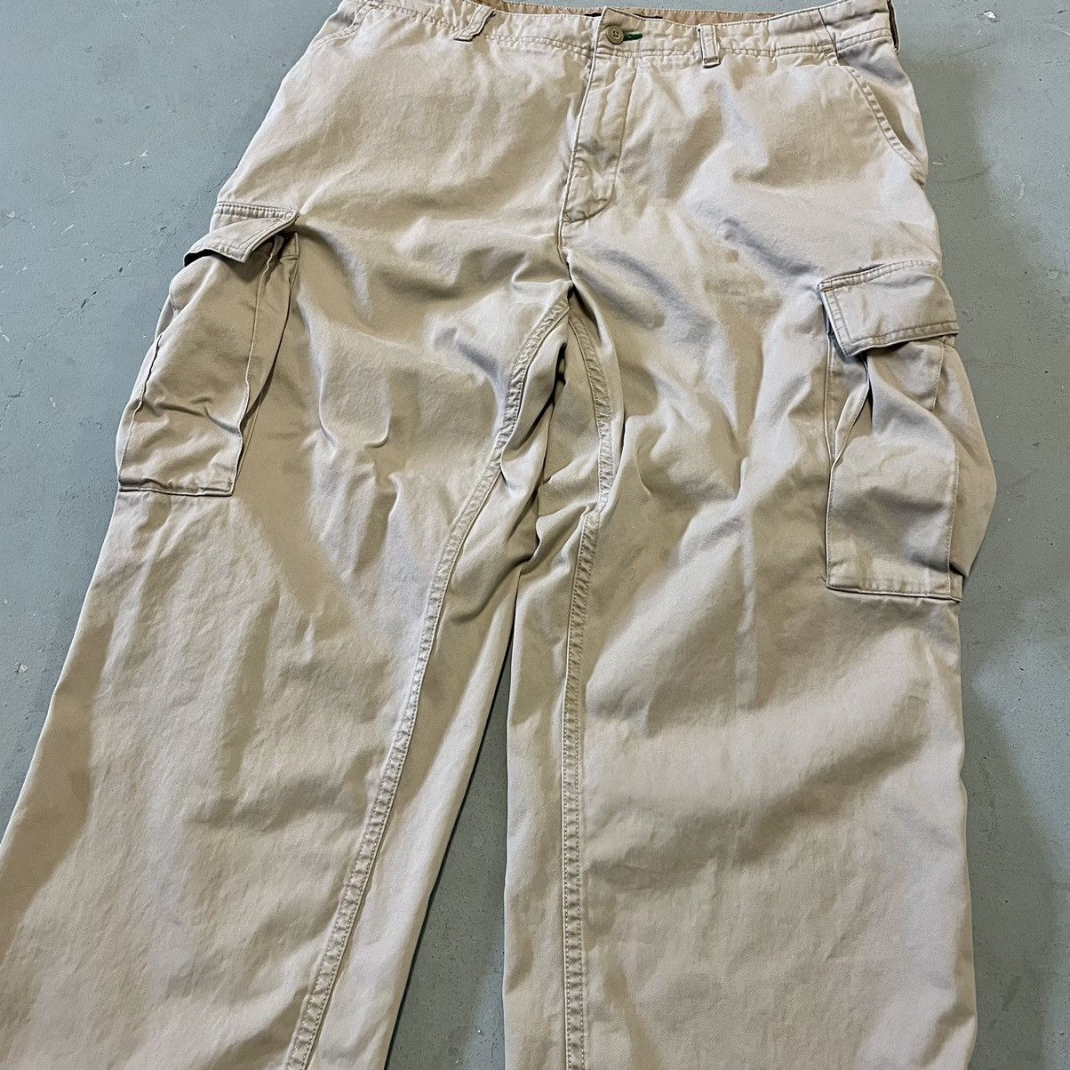 Tommy Hilfiger × Vintage Vintage 1990s Khaki Tommy Hilfiger Cargo Pants 36 x 30 Size US 36 / EU 52 - 3 Thumbnail