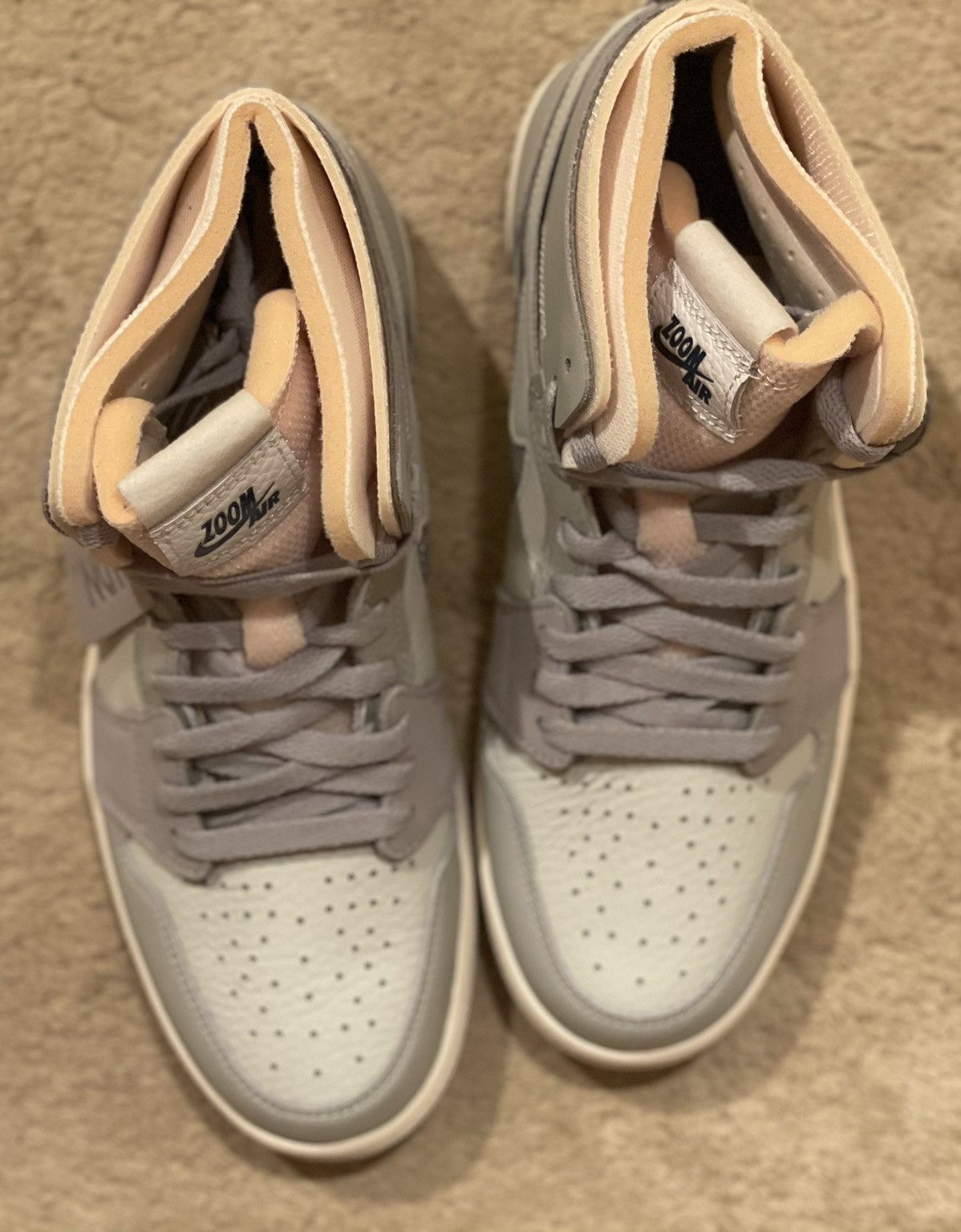 Jordan Brand Jordan 1 High Zoom Air CMFT London Size US 9 / EU 42 - 8 Thumbnail