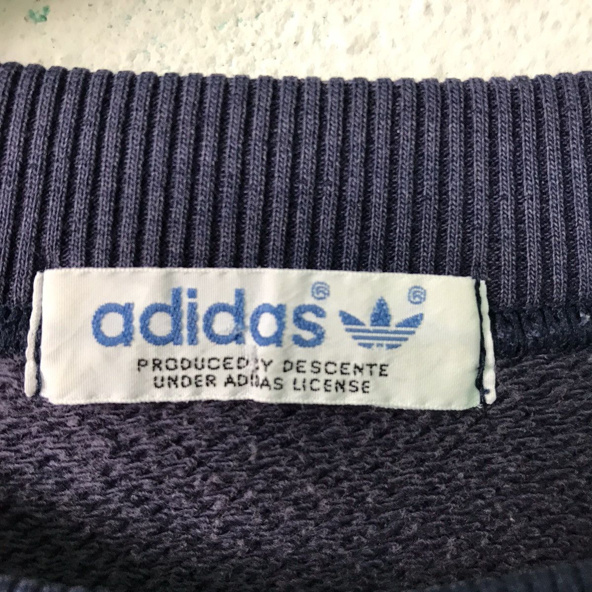 Adidas Vintage 00s Adidas Trifoil Crewneck Sweatshirt Size M Size US M / EU 48-50 / 2 - 6 Thumbnail