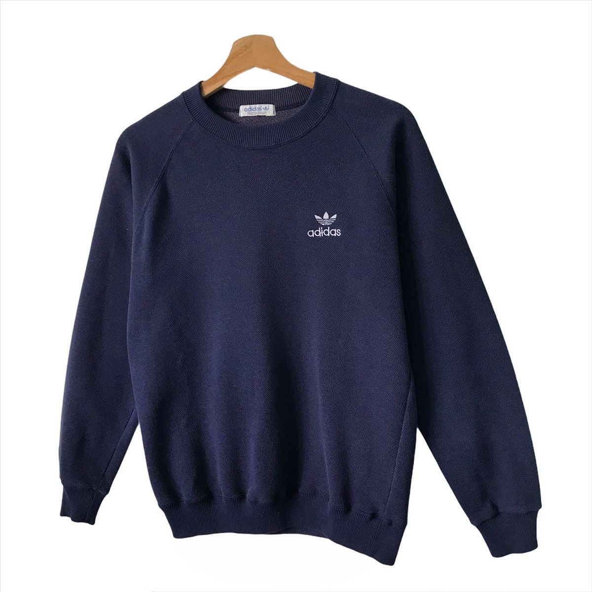 Adidas Vintage 00s Adidas Trifoil Crewneck Sweatshirt Size M Size US M / EU 48-50 / 2 - 3 Thumbnail