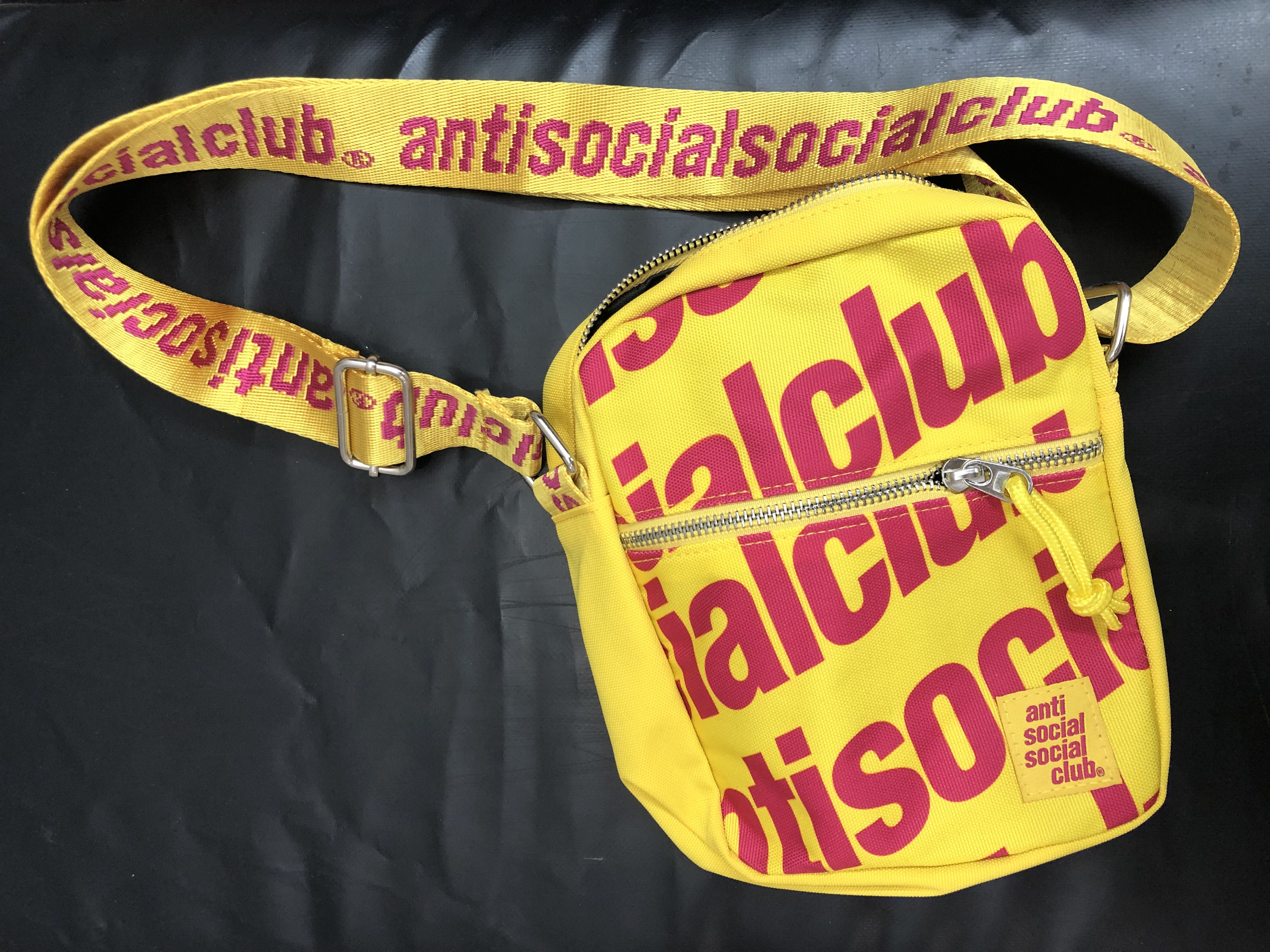 Anti Social Social Club DS ASSC Belong 2 You Yellow Sidebag FTP FOG BAPE KAWS KITH Size ONE SIZE - 7 Thumbnail