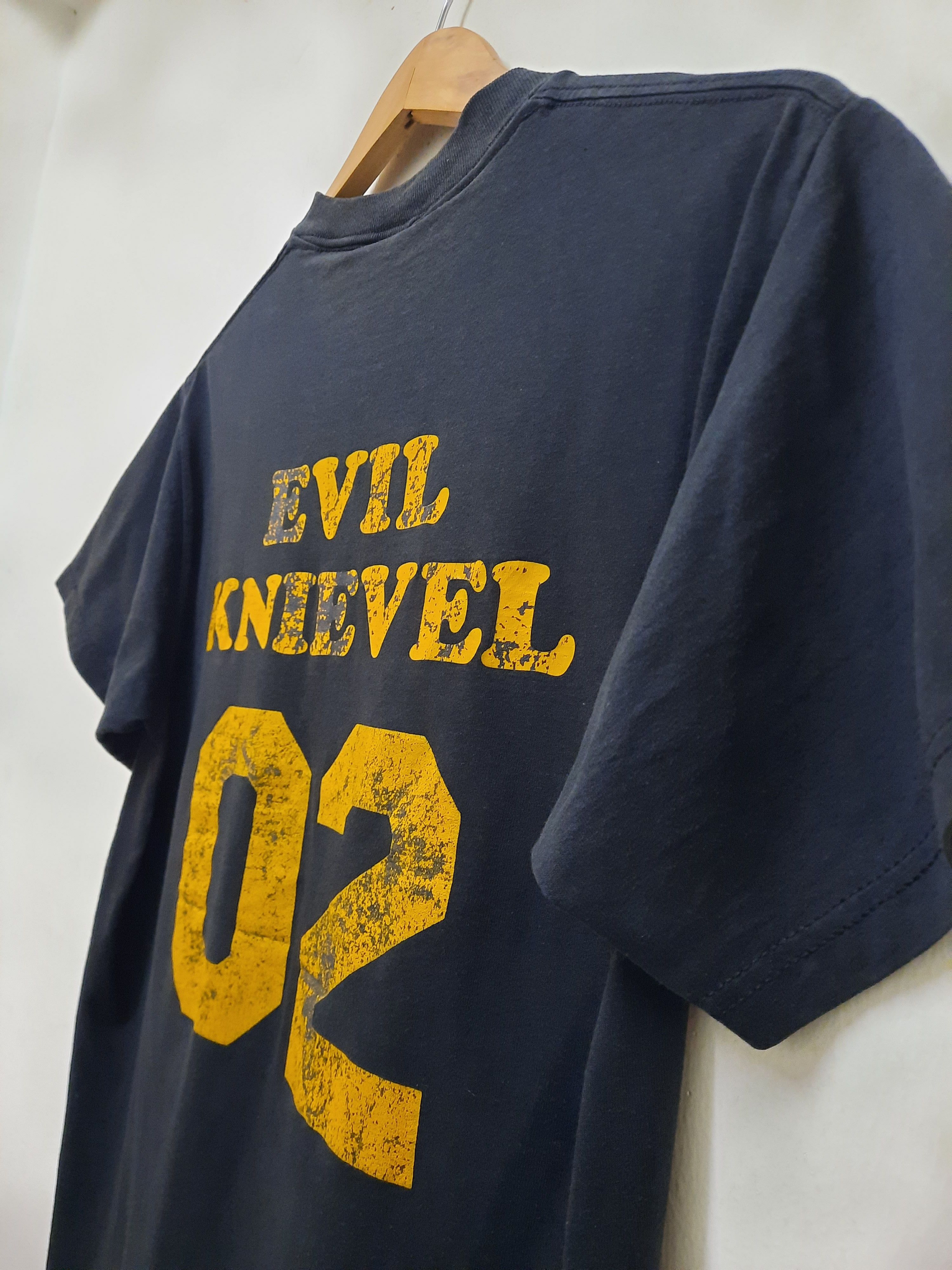 Other VINTAGE EVIL KNIEVEL TEE Size US M / EU 48-50 / 2 - 2 Thumbnail
