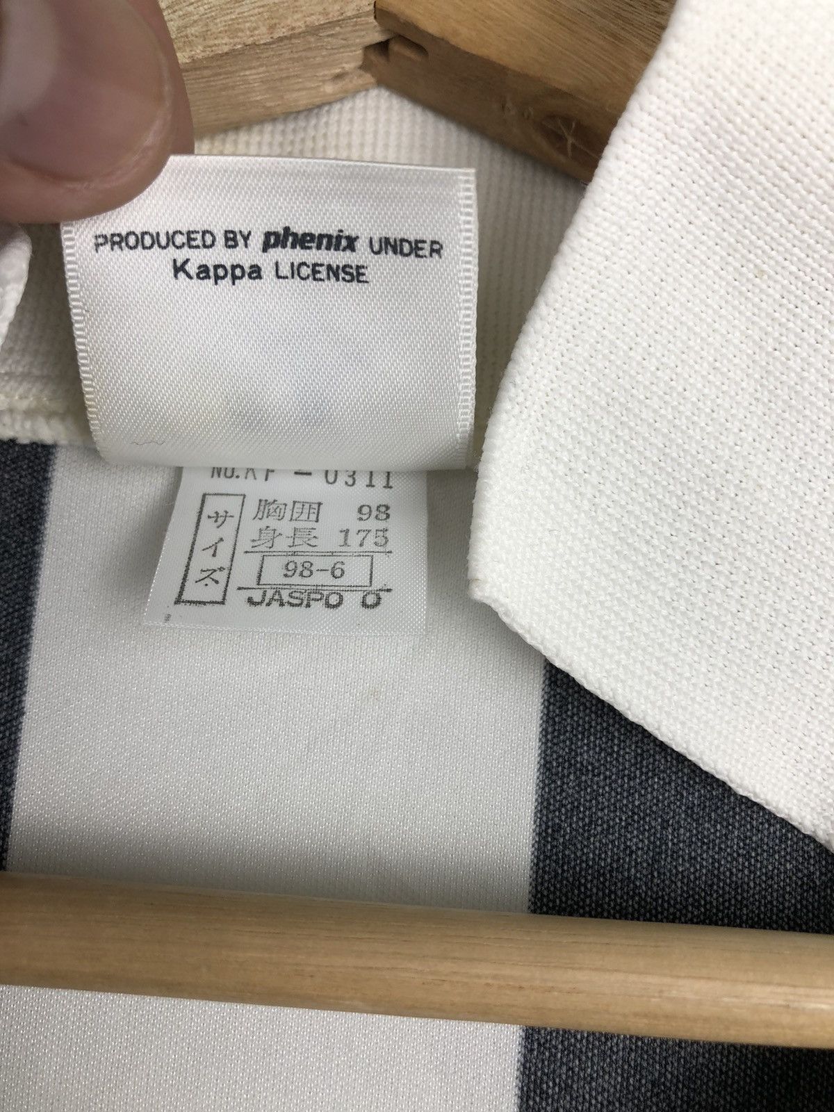 Kappa × Vintage Vintage 94/95s Juventus Italy Kappa Long Soccer Jersey Size US M / EU 48-50 / 2 - 4 Thumbnail