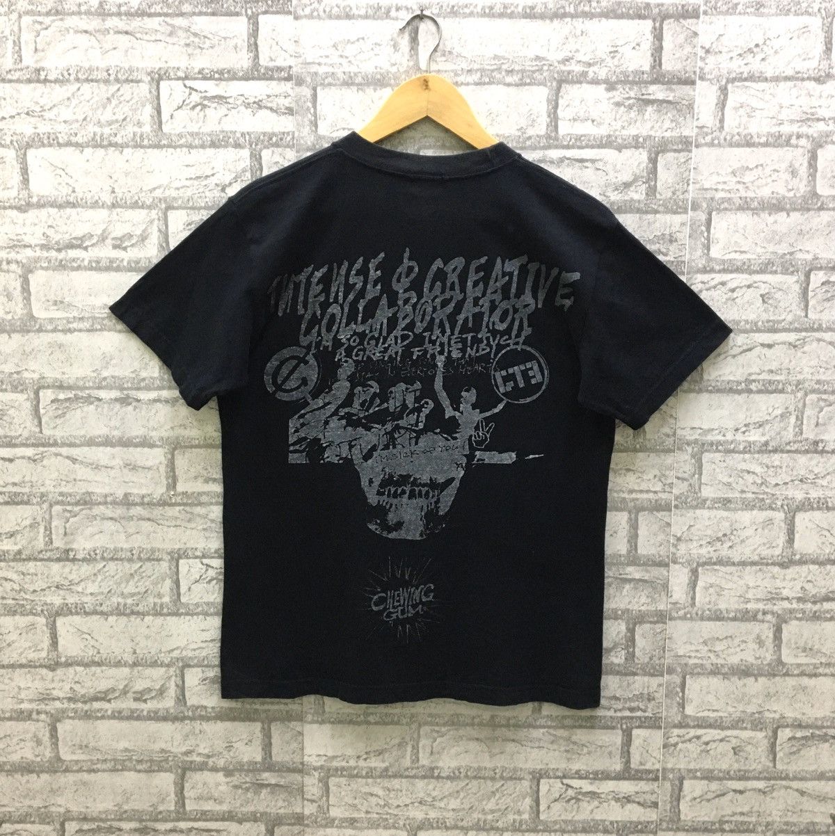 Japanese Brand Vintage Candy Stripper Chewing Gun Design Skulls T-shirt Size US S / EU 44-46 / 1 - 2 Thumbnail