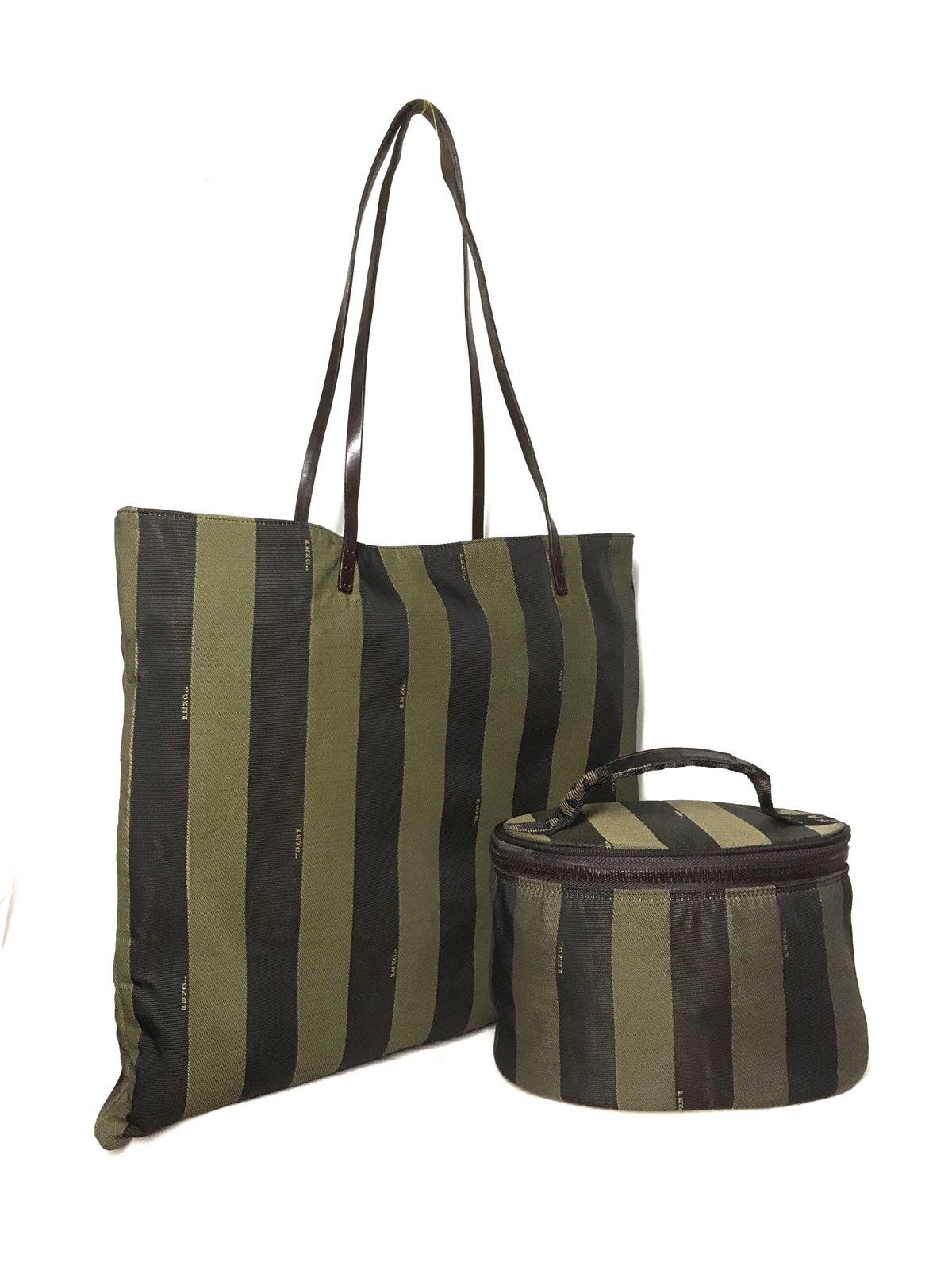 Fendi Best Offer Authentic FENDI Tote & Cosmetic Bag Size ONE SIZE - 1 Thumbnail