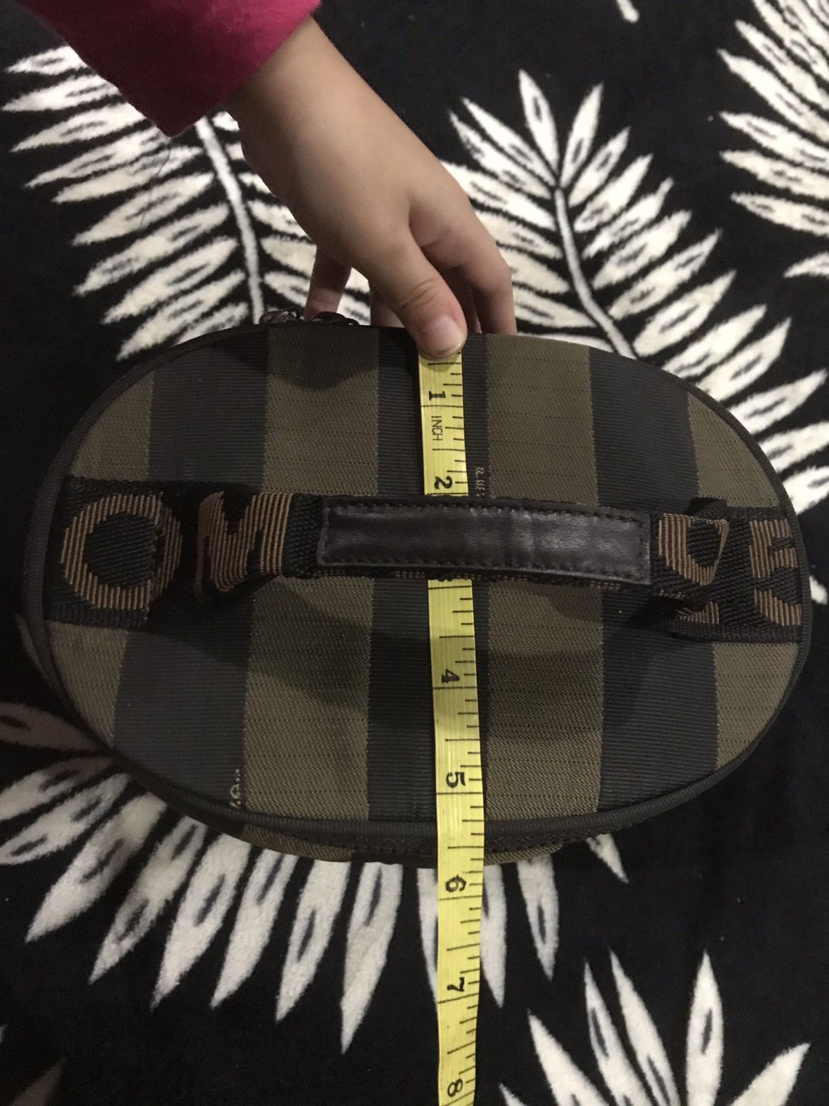 Fendi Best Offer Authentic FENDI Tote & Cosmetic Bag Size ONE SIZE - 20 Thumbnail
