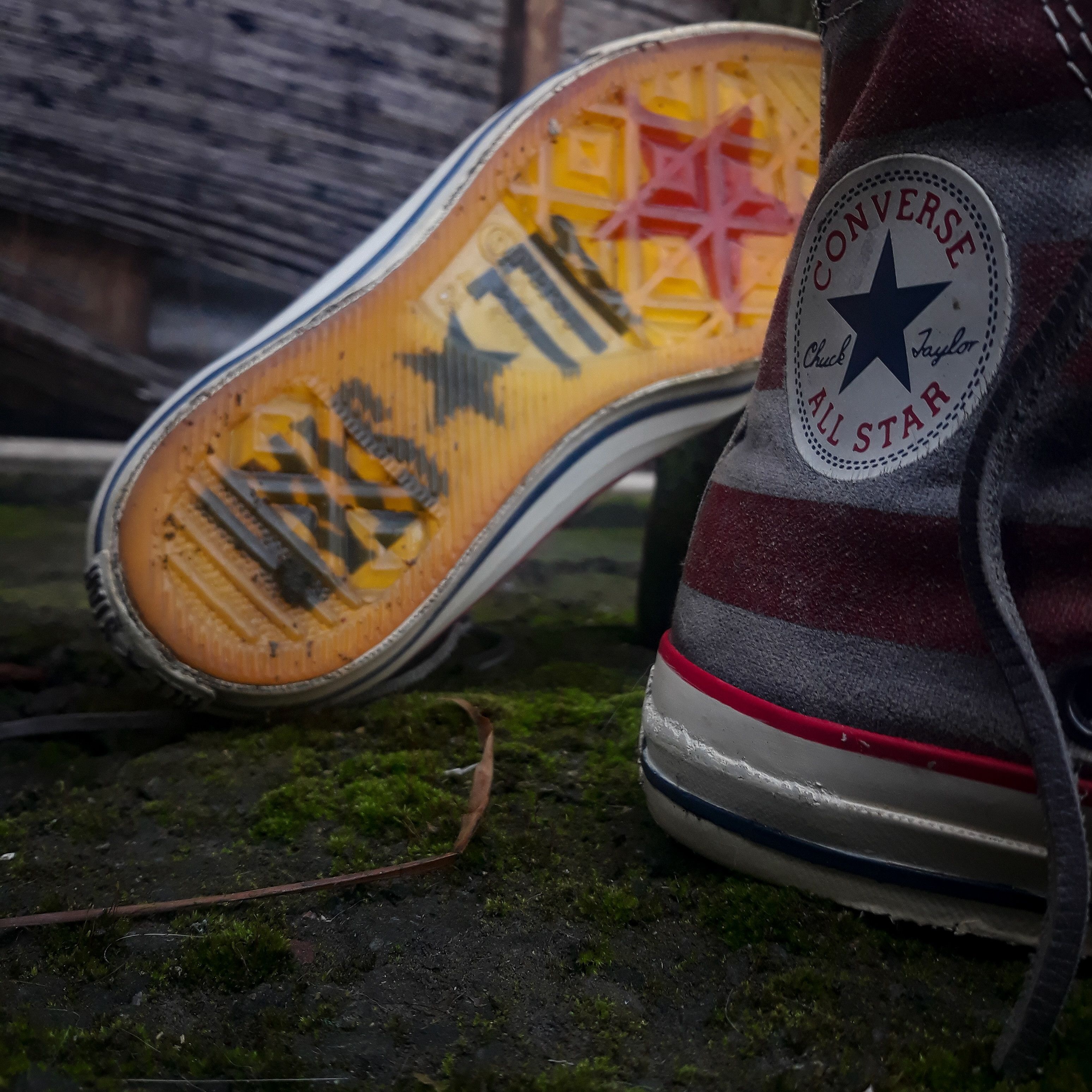 John varvatos converse fashion red