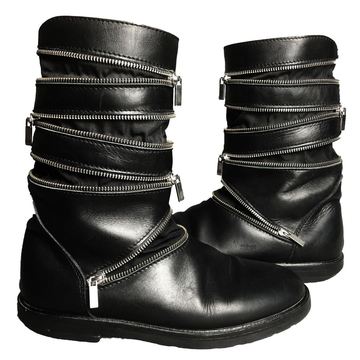 AW06 Accordion Spiral Zip Boots