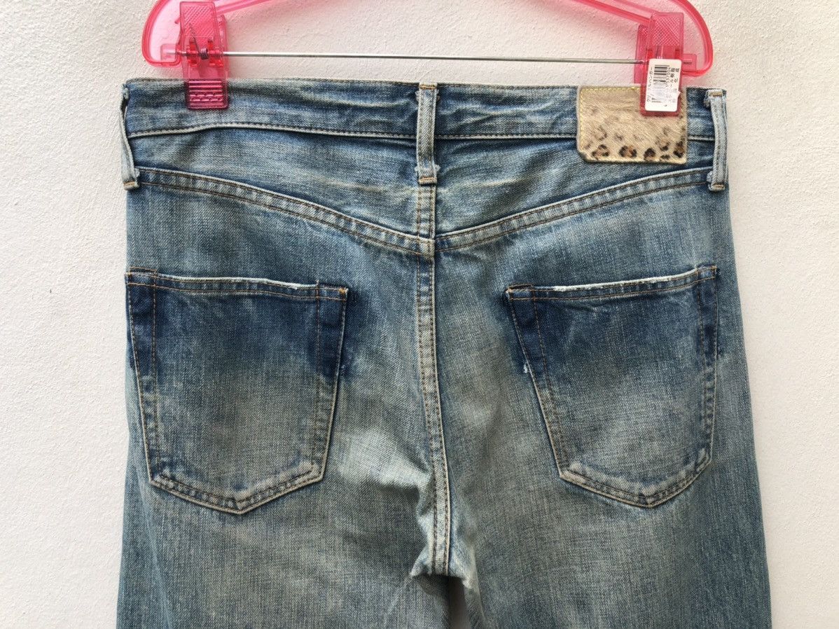 Japanese Brand Muveil Japan Dirty Distressed Selvedge Denim Jeans Size US 31 - 10 Thumbnail