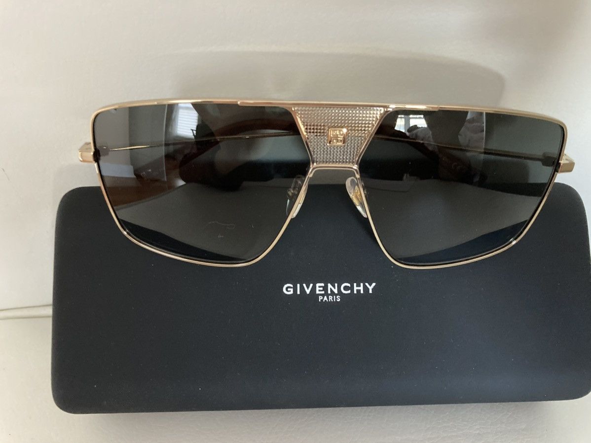 Givenchy GV 7162/S Mens Sunglasses Size ONE SIZE - 8 Thumbnail
