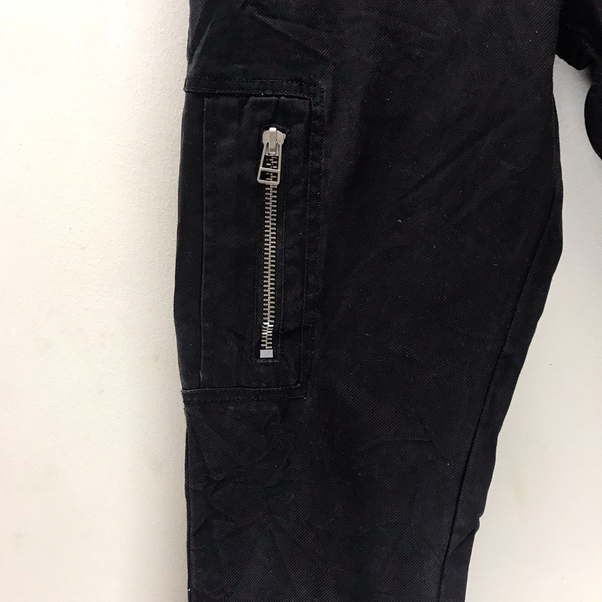 In The Attic In The Attic Multi Pocket Zipper Cargo Cropped Pant Size US 32 / EU 48 - 7 Thumbnail