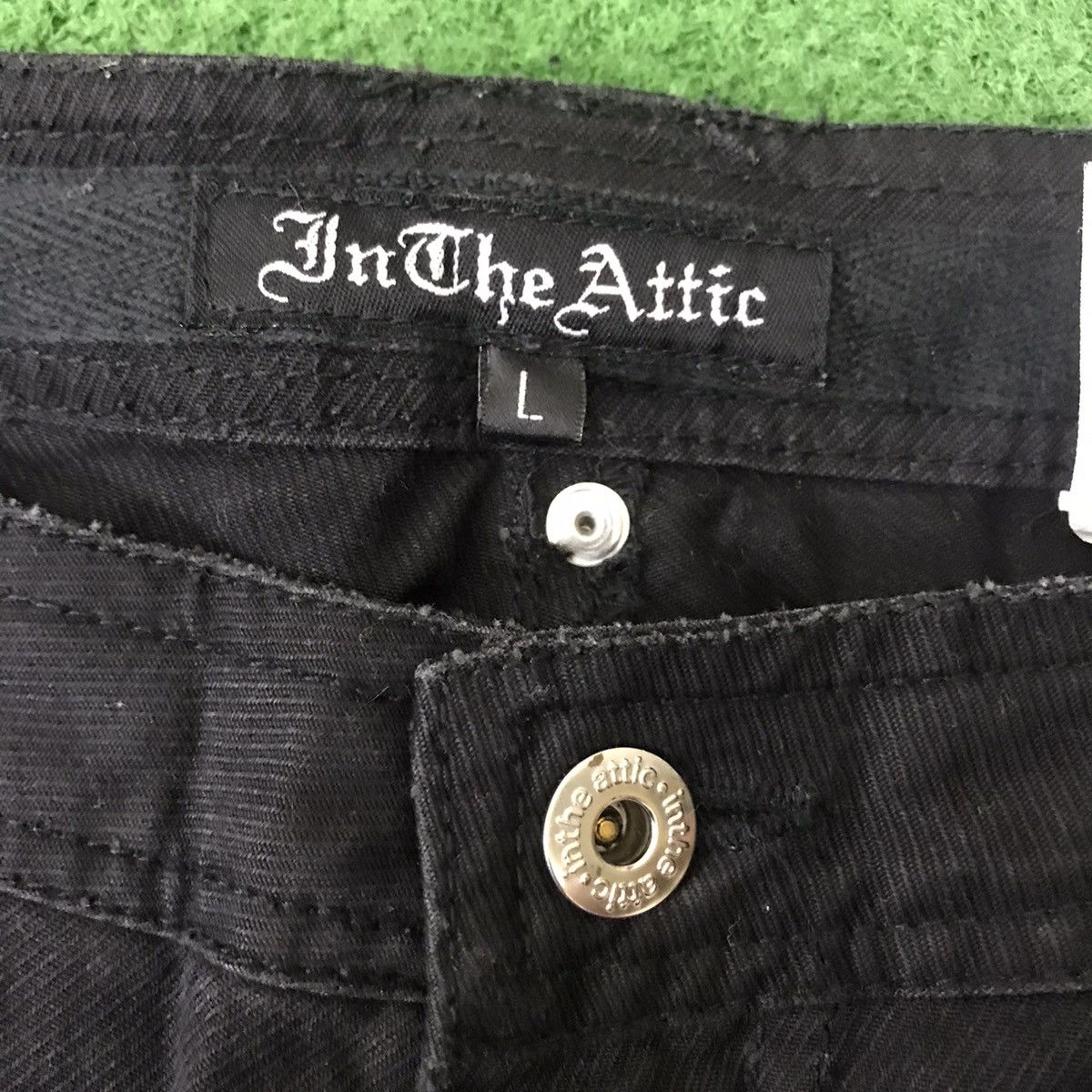 In The Attic In The Attic Multi Pocket Zipper Cargo Cropped Pant Size US 32 / EU 48 - 18 Thumbnail