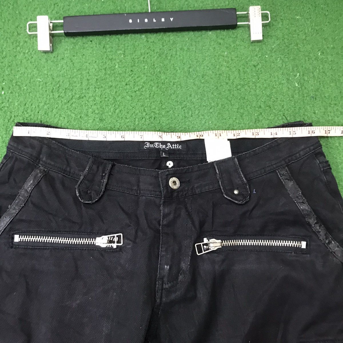 In The Attic In The Attic Multi Pocket Zipper Cargo Cropped Pant Size US 32 / EU 48 - 21 Thumbnail