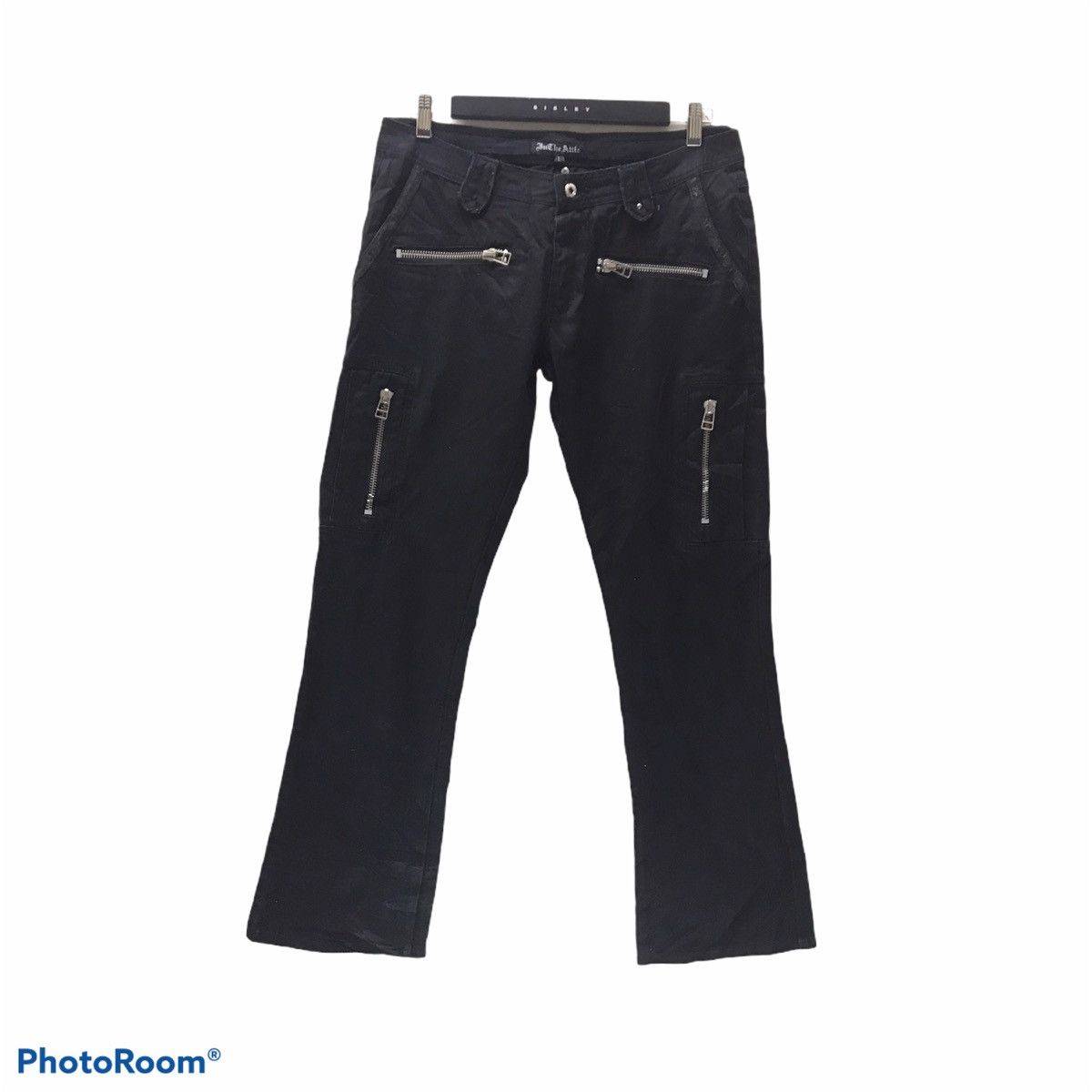 In The Attic Multi Pocket Zipper Cargo Cropped Pant
