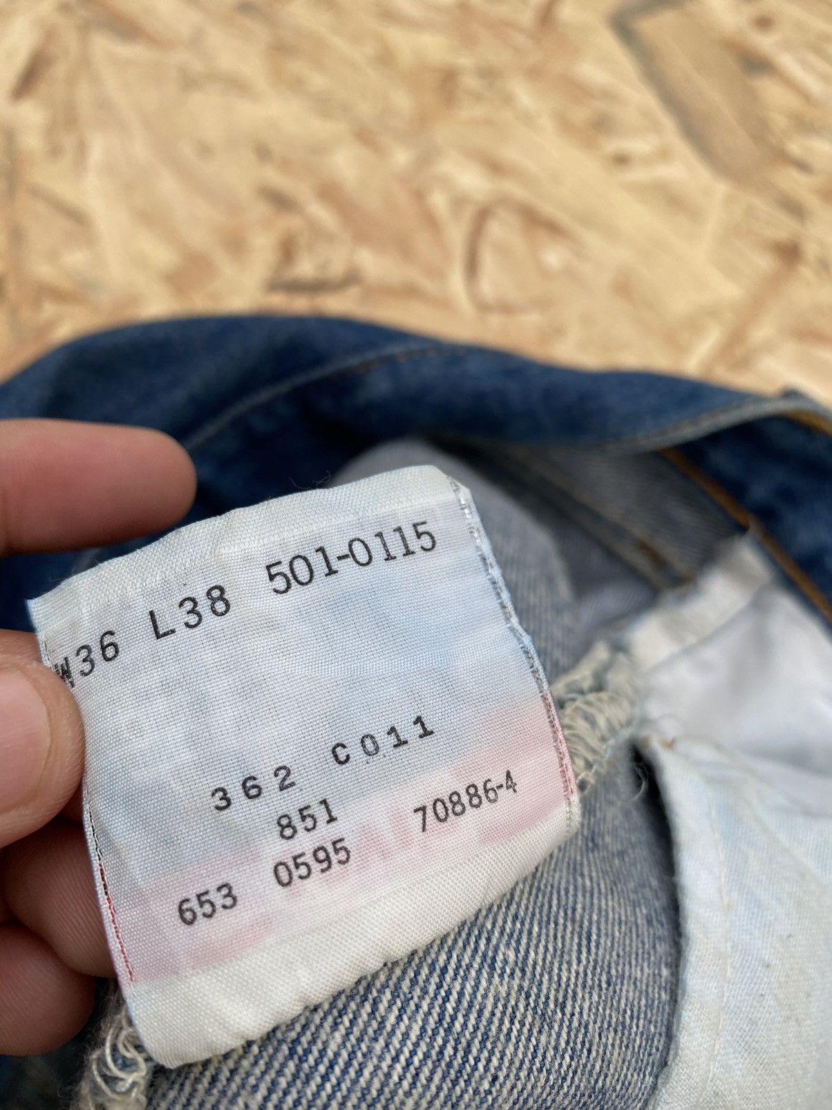 Levi's Vintage Levis 501 fly button non selvedge jeans Size US 37 - 5 Thumbnail