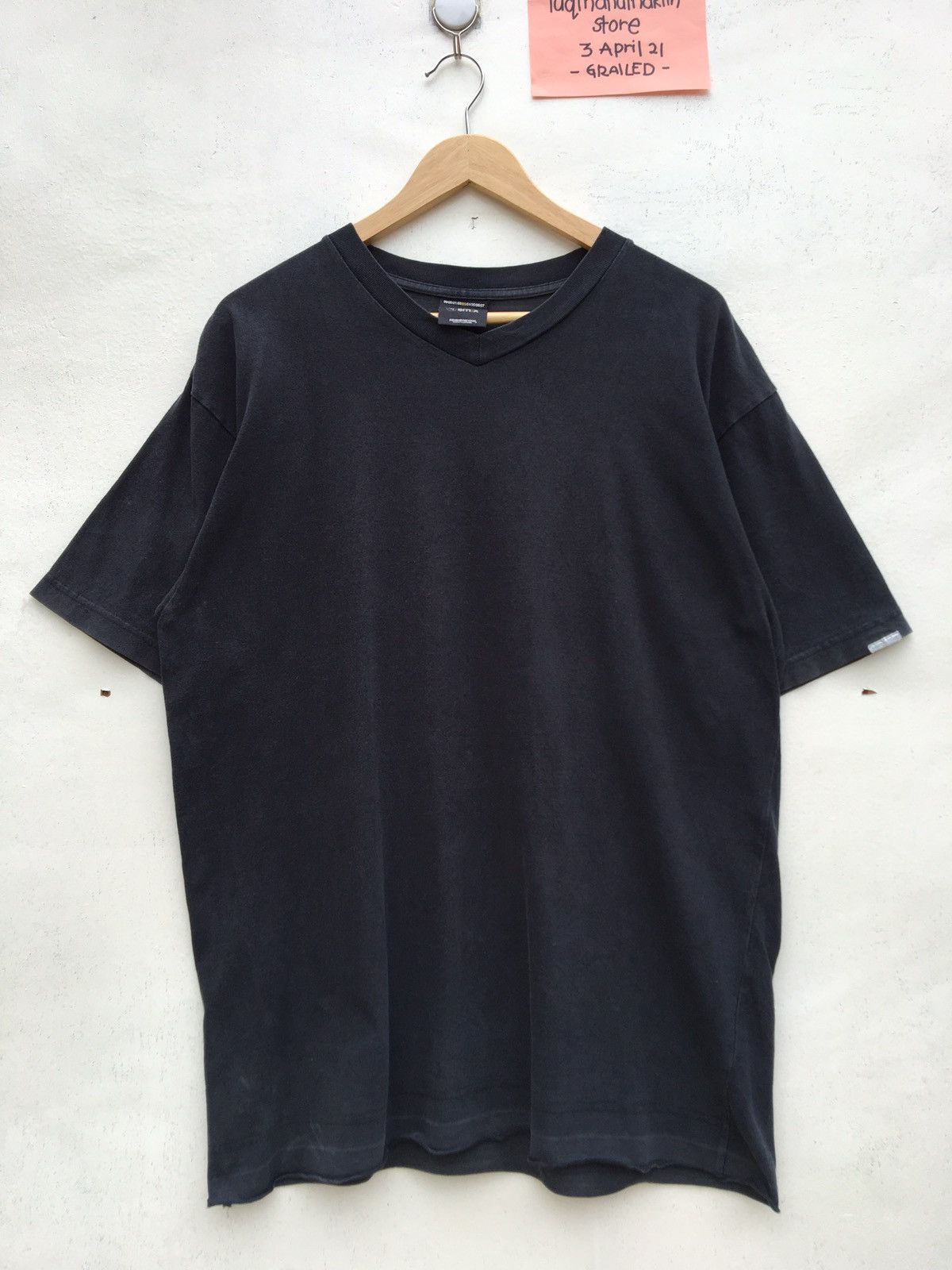 Neighborhood Rare Vintage SS03 Neighborhood Printed Spellout Tshirt Size US L / EU 52-54 / 3 - 8 Thumbnail