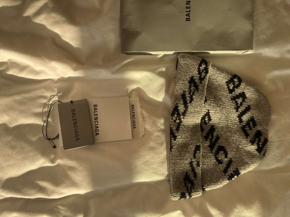 Balenciaga Logo Wool-Blend Beanie Size ONE SIZE - 3 Thumbnail