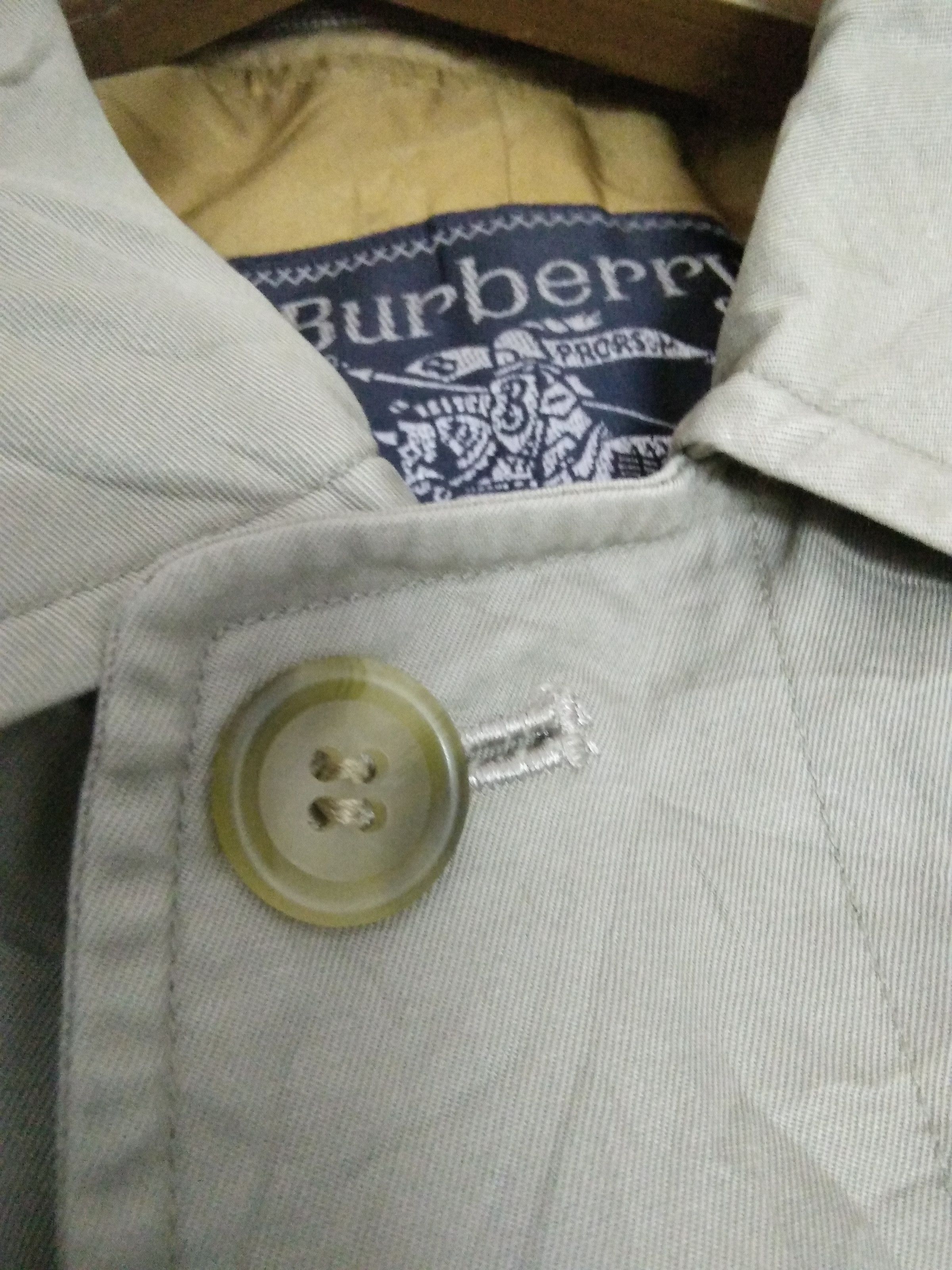 Burberry BURBERRY TRENCH COAT NOVA CHECK WITH INNER (A247) Size US L / EU 52-54 / 3 - 5 Thumbnail