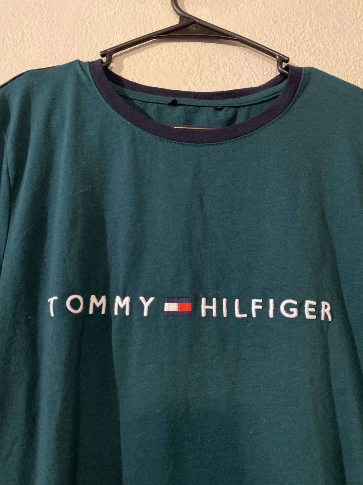 Tommy Hilfiger Modern Tommy Hilfiger logo tee Size US M / EU 48-50 / 2 - 2 Thumbnail