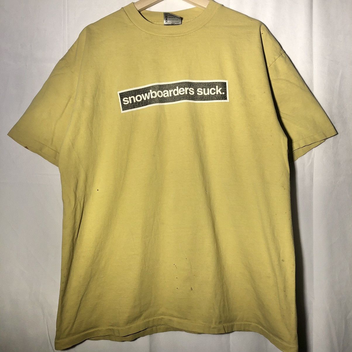 Vintage Rare 90s Bandwagon Skateboards Snowboarders suck shirt