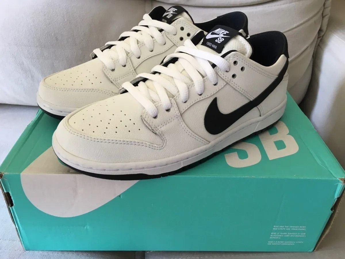 Nike NIKE DUNK SB IW ISHOD WAIR US 8.5 WHITE BLACK (819674-101) Size US 8.5 / EU 41-42 - 4 Thumbnail