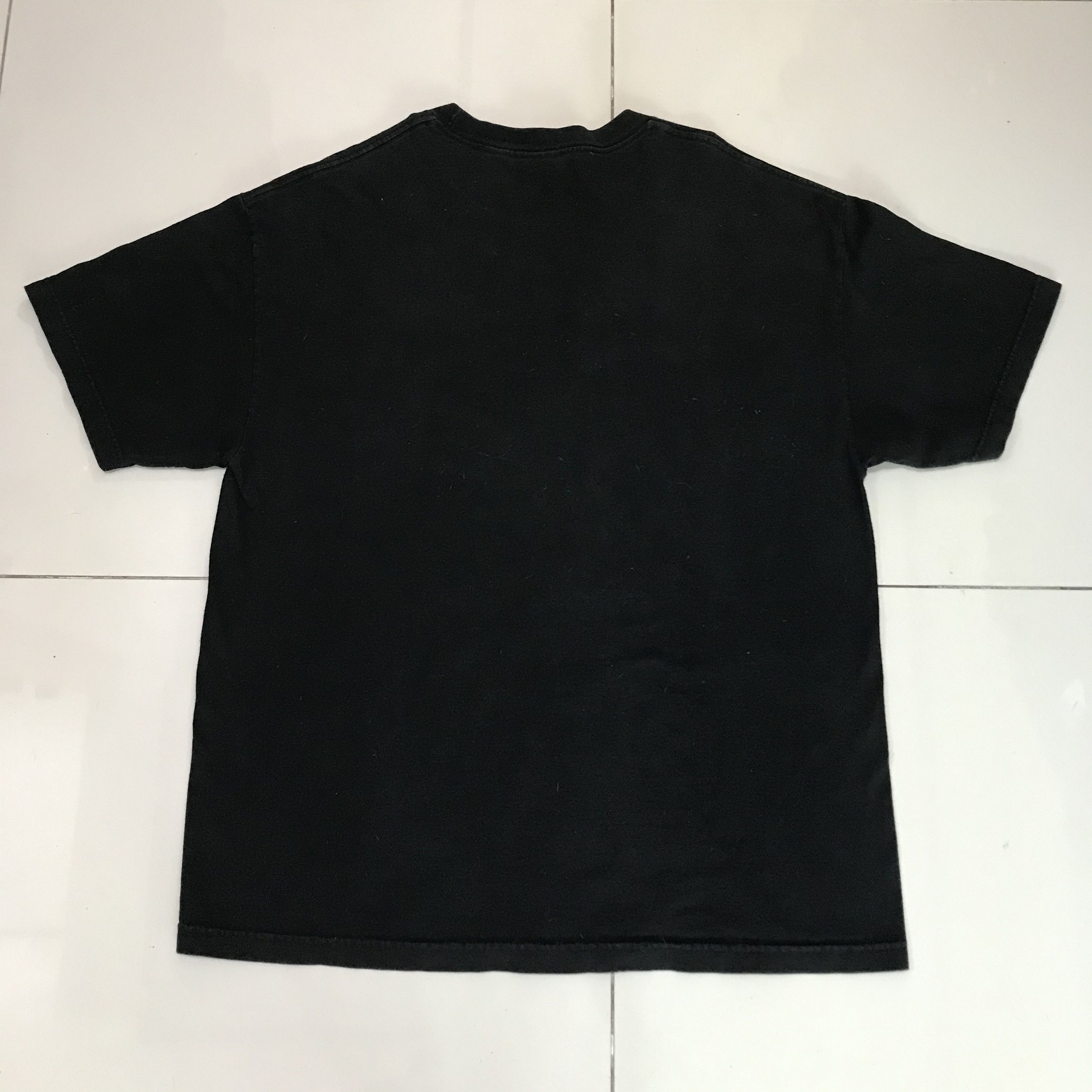 Vintage Vintage Y2K Aliens Classified What Happens in ROSWELL Tee Size US XL / EU 56 / 4 - 5 Thumbnail