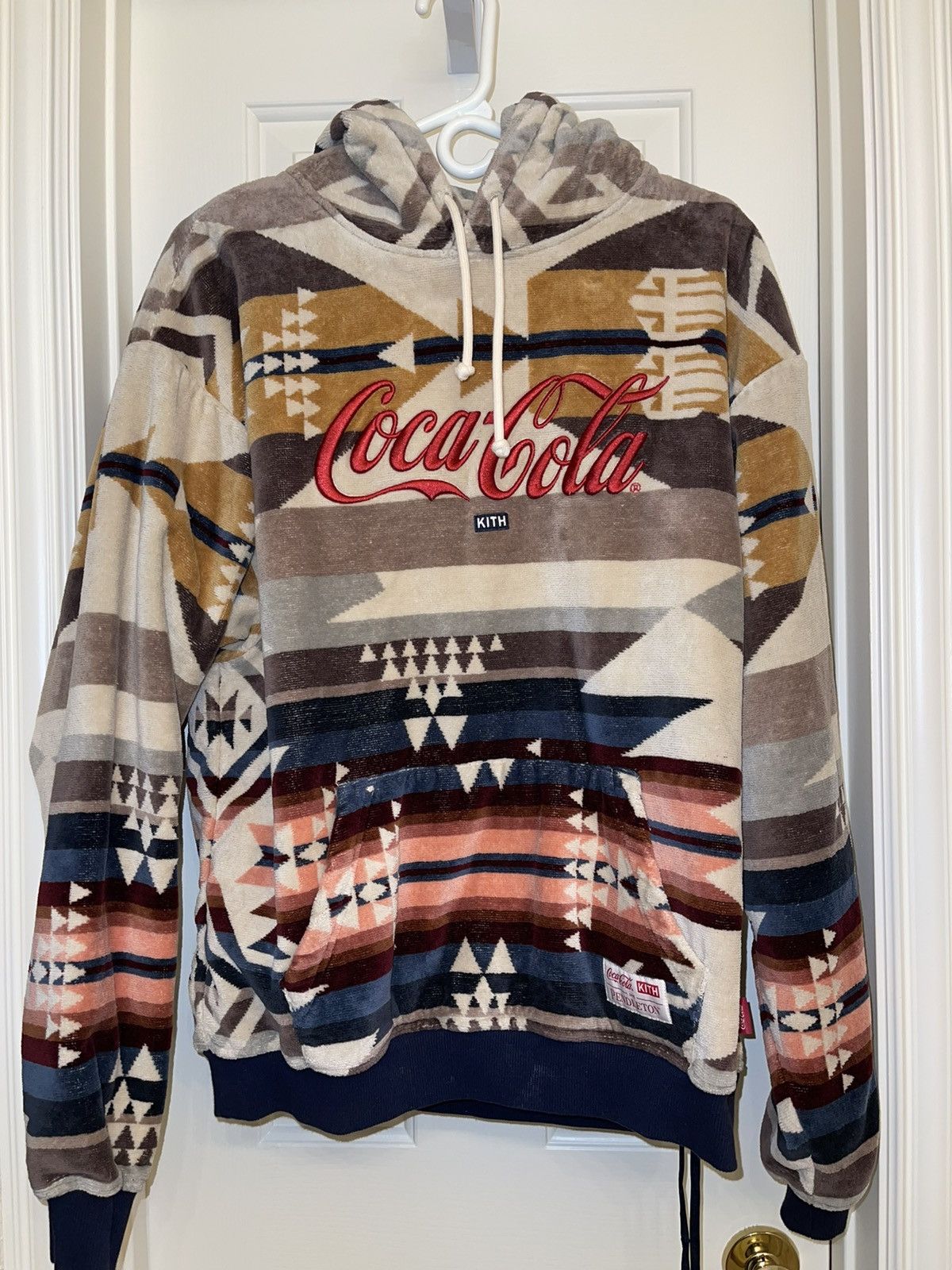 Pendleton KITH X COCA-COLA X PENDLETON WILLIAMS 3 HOODIE IVORY