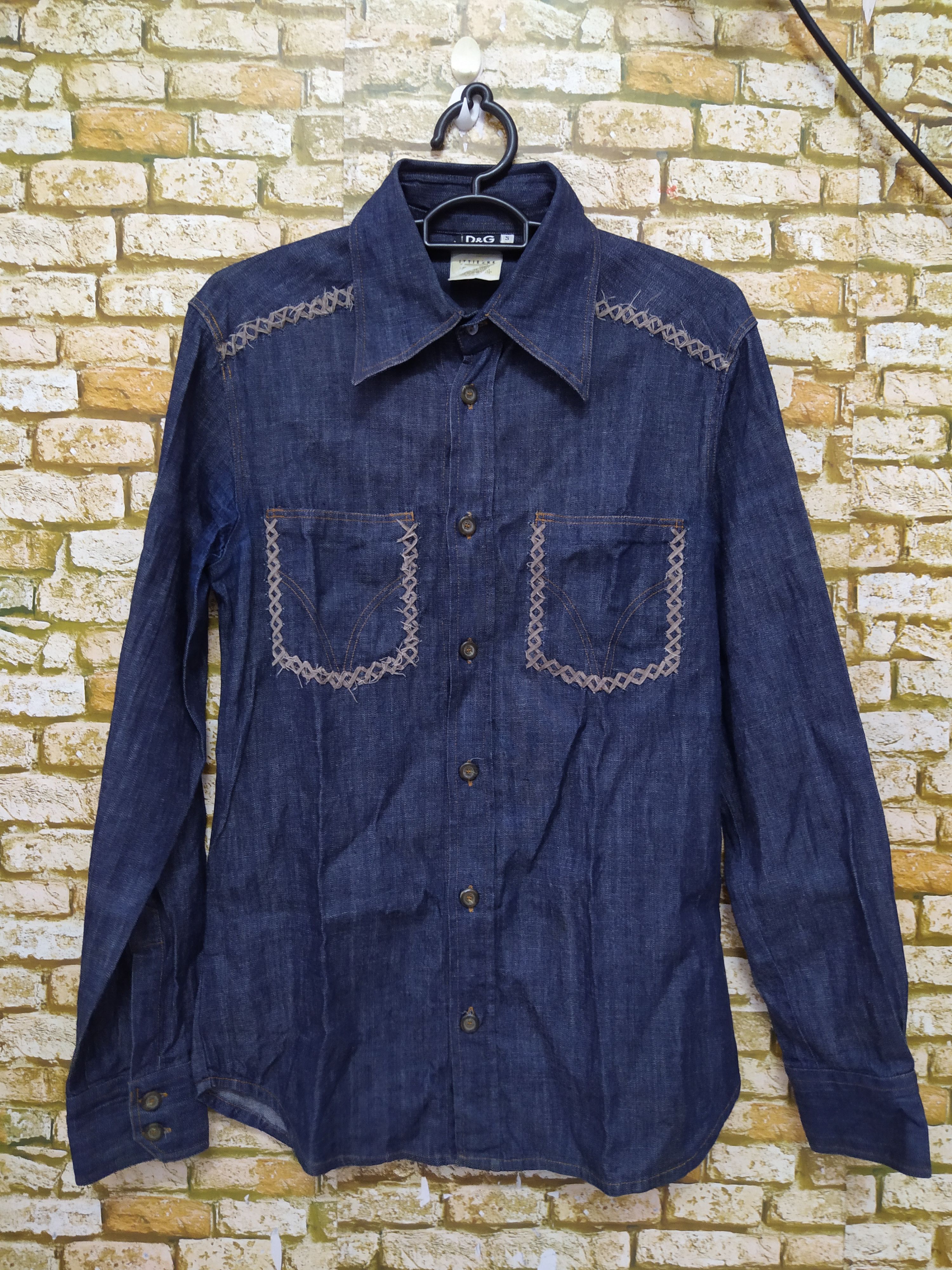 Dolce & Gabbana DOLCE AND GABBANA D&G DENIM SHIRT CONSTRUCTED (B933) Size US S / EU 44-46 / 1 - 1 Thumbnail