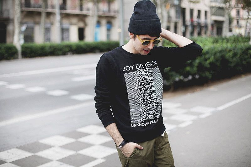 Unknown pleasures sweatshirt sales